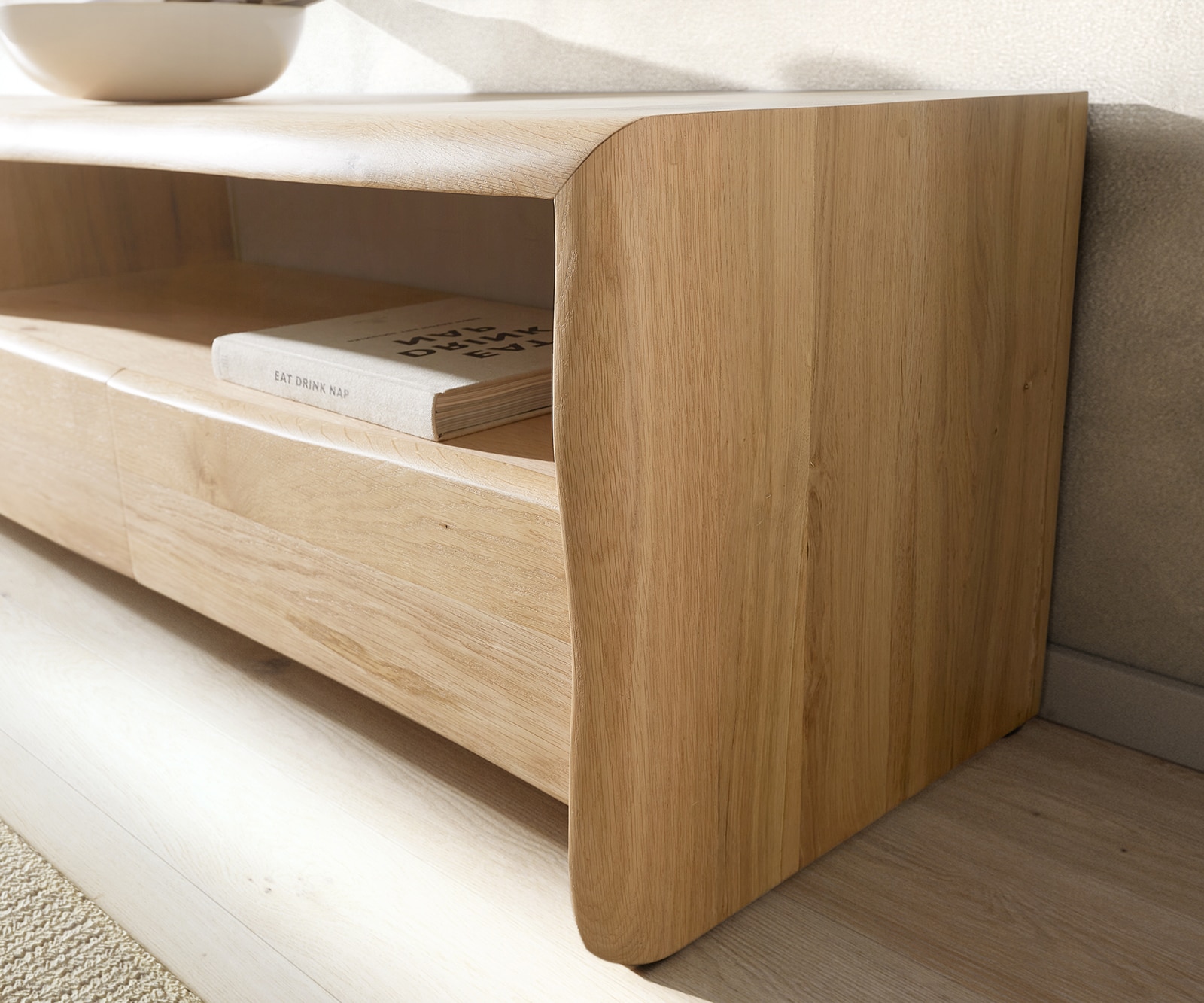 Lowboard Live-Edge 230 cm Eiche Natur 4 Schübe Massiv Baumkante 3 Lowboard Live-Edge 230 cm Eiche Natur 4 Schübe Massiv Baumkante 3