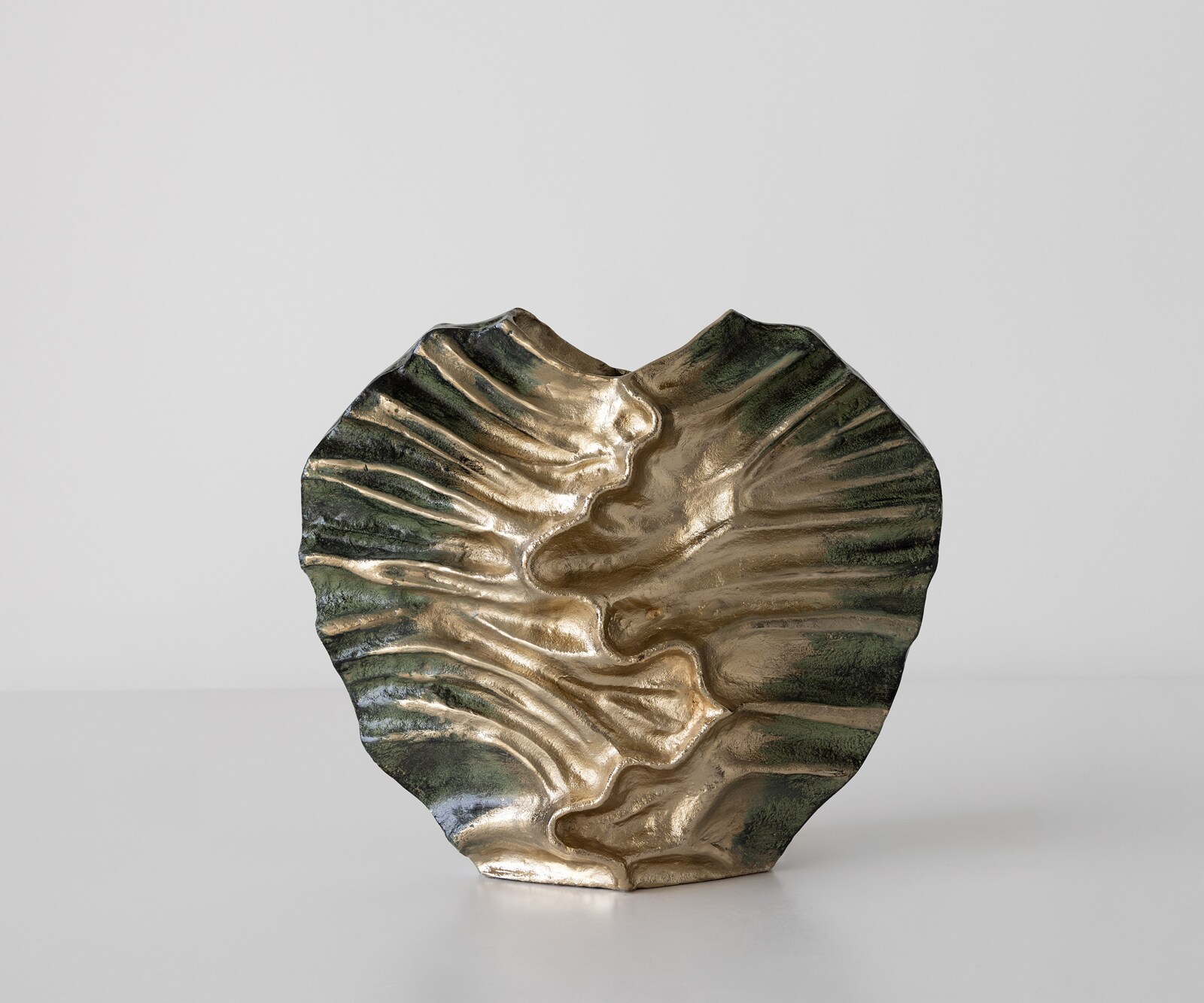 Vase Nerina B47 x T18 x H42 cm Aluminium Verde Antico Handgemacht 1