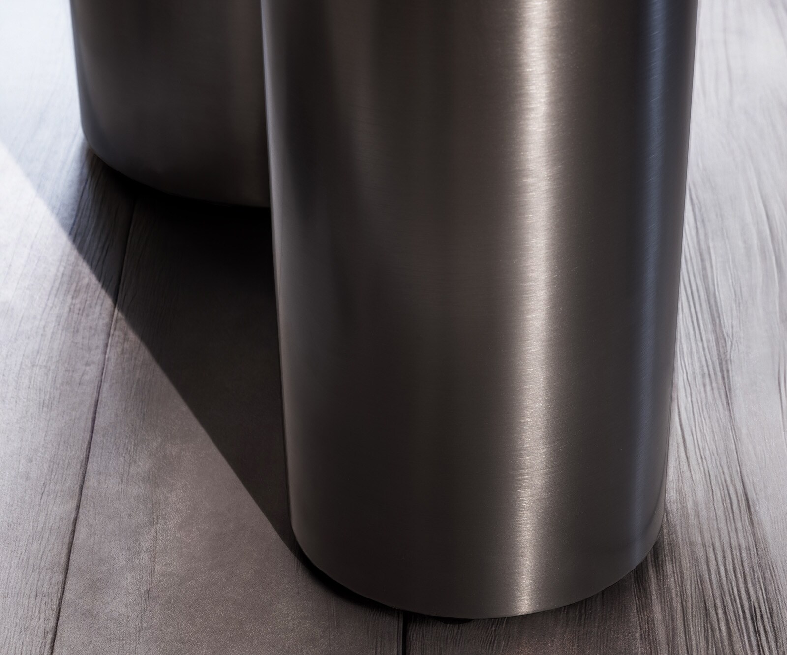 Piètement de table Pilier acier inoxydable graphite pour plateaux à partir de 200 cm 2