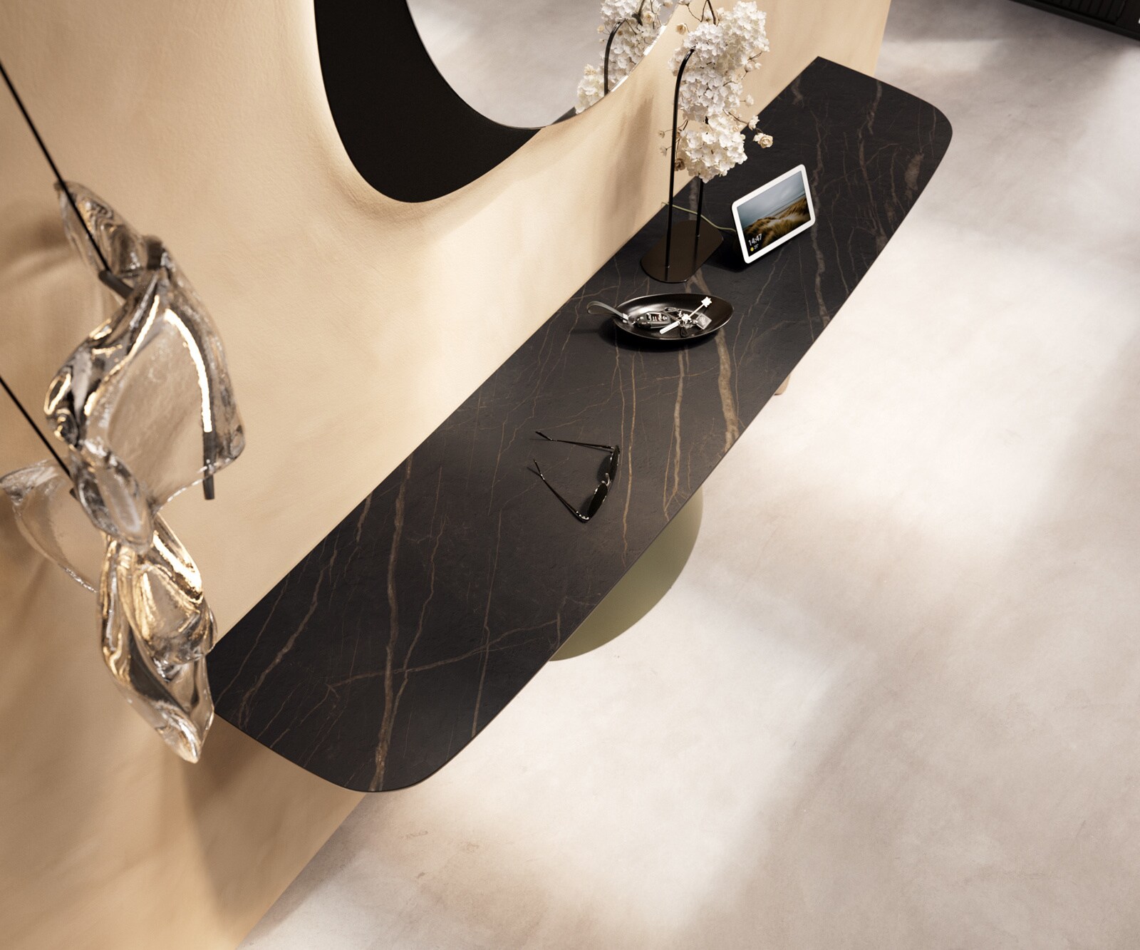 Console Edge forme bateau 180x40 cm Céramique Laminam® Noir Desir Braun Conos Métal Effektfinish Titan 3