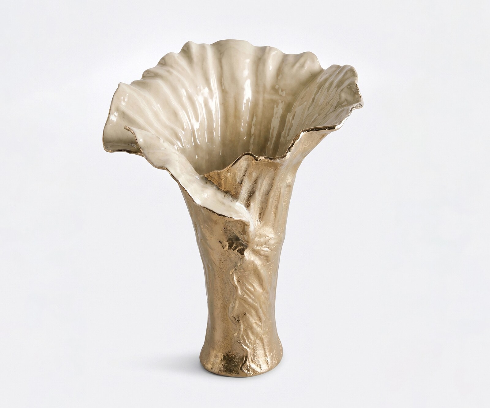 Vase Floris B46 x T39 x H57 cm Aluminium Champagner Ivory Handgemacht