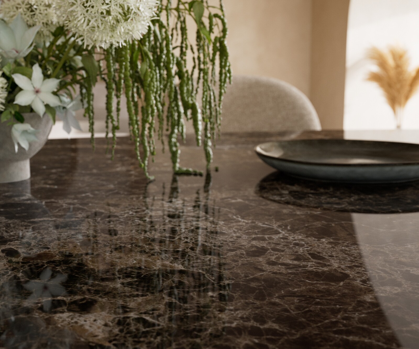 Table à manger Edge ovalee 220x120 céramique Laminam® Emperador Extra Lucidato marron foncé Troa métal effet finition titanee 5