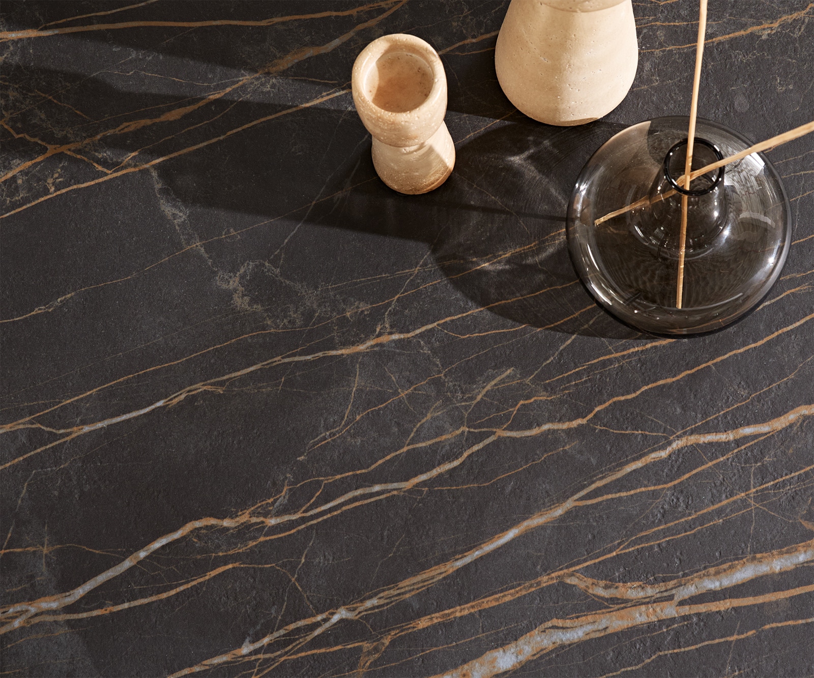 Table-basse Skafi 100x40 cm Céramique Laminam® Noir Désir Marron Métallique Argenté 6