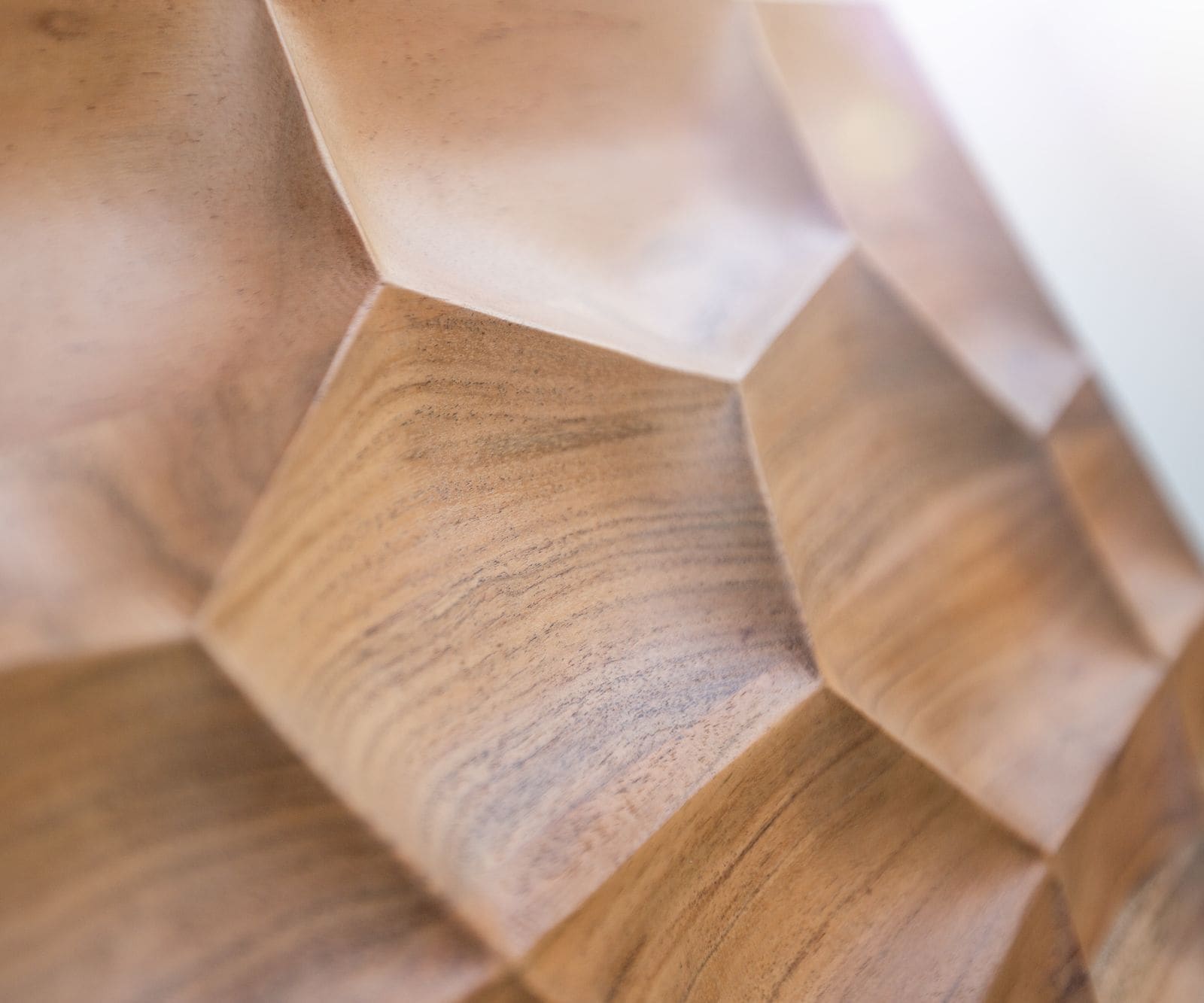 Couchtisch Solu 120x70 cm Akazie Natur 4 Schübe Fuß schwebend Metall Schwarz 3D-Front 2 Couchtisch Solu 120x70 cm Akazie Natur 4 Schübe Fuß schwebend Metall Schwarz 3D-Front 2