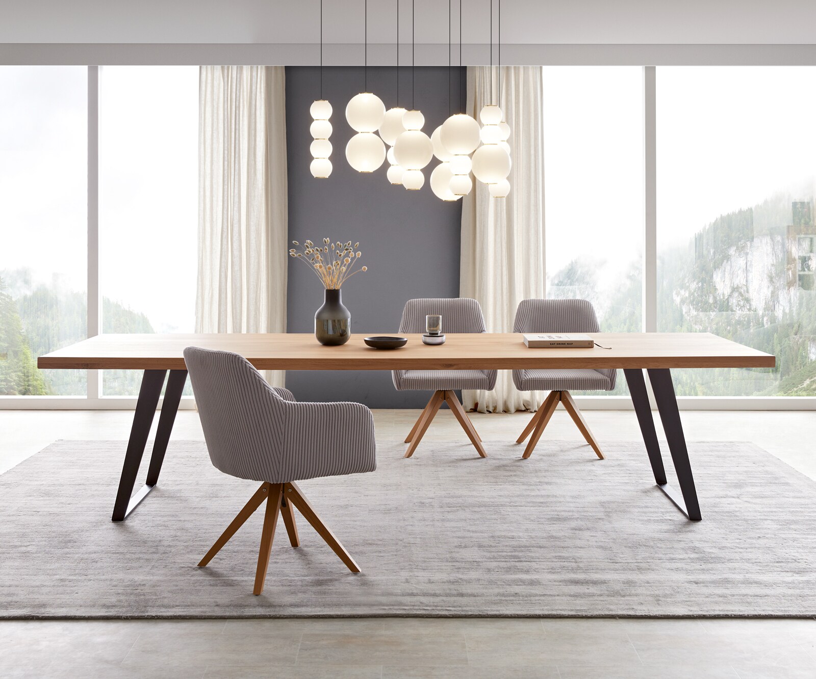 Table à manger Edge 300x100 chêne nature métal inclinée noir 1