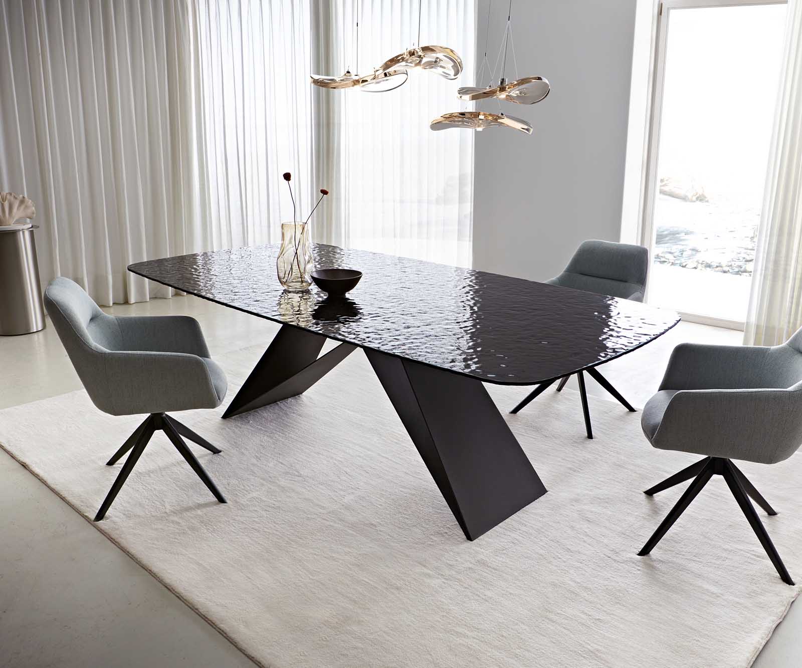 Esstisch Edge Boot 240x120 Reliefglas Rauchschwarz 3D-Design V-Gestell Flachstahl Schwarz 2