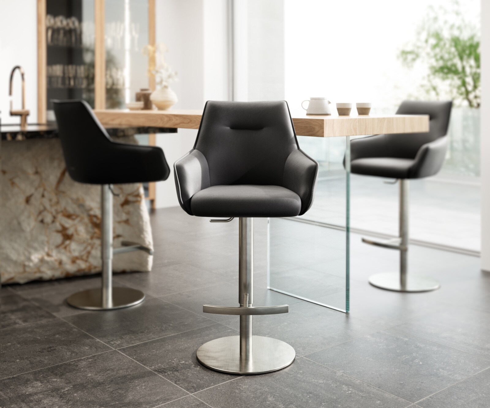 Chaise-de-bar Alja-Flex cuir véritable noir pied pivotant réglable en hauteur acier inoxydable pivotant ressorts ensachés 2