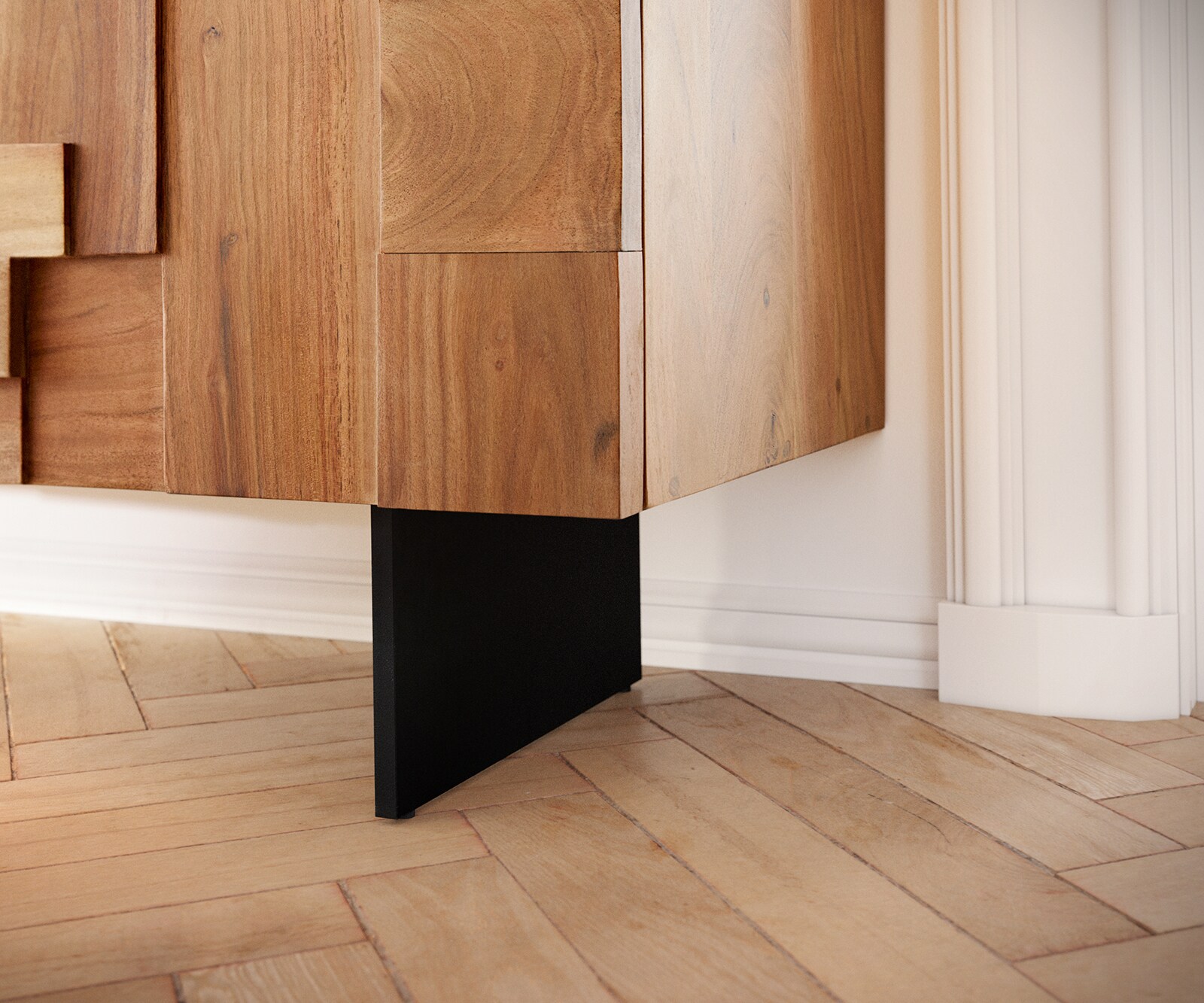 Buffet Puzzle 175 cm acacia naturel 3 portes pied flottant métal noir 7