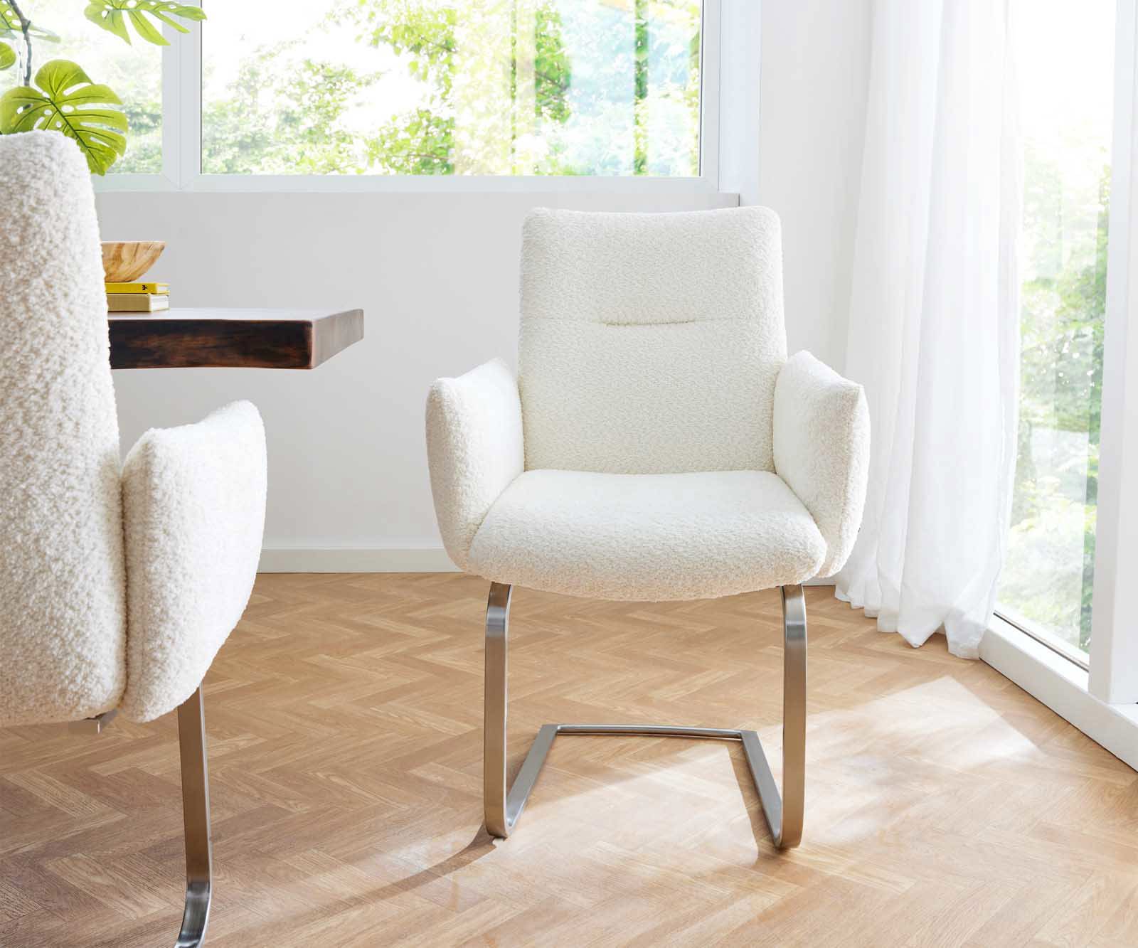 Cantilever Jova-Flex avec accoudoirs bouclé blanc pied cantilever rond acier inoxydable brossé ressorts ensachés 1