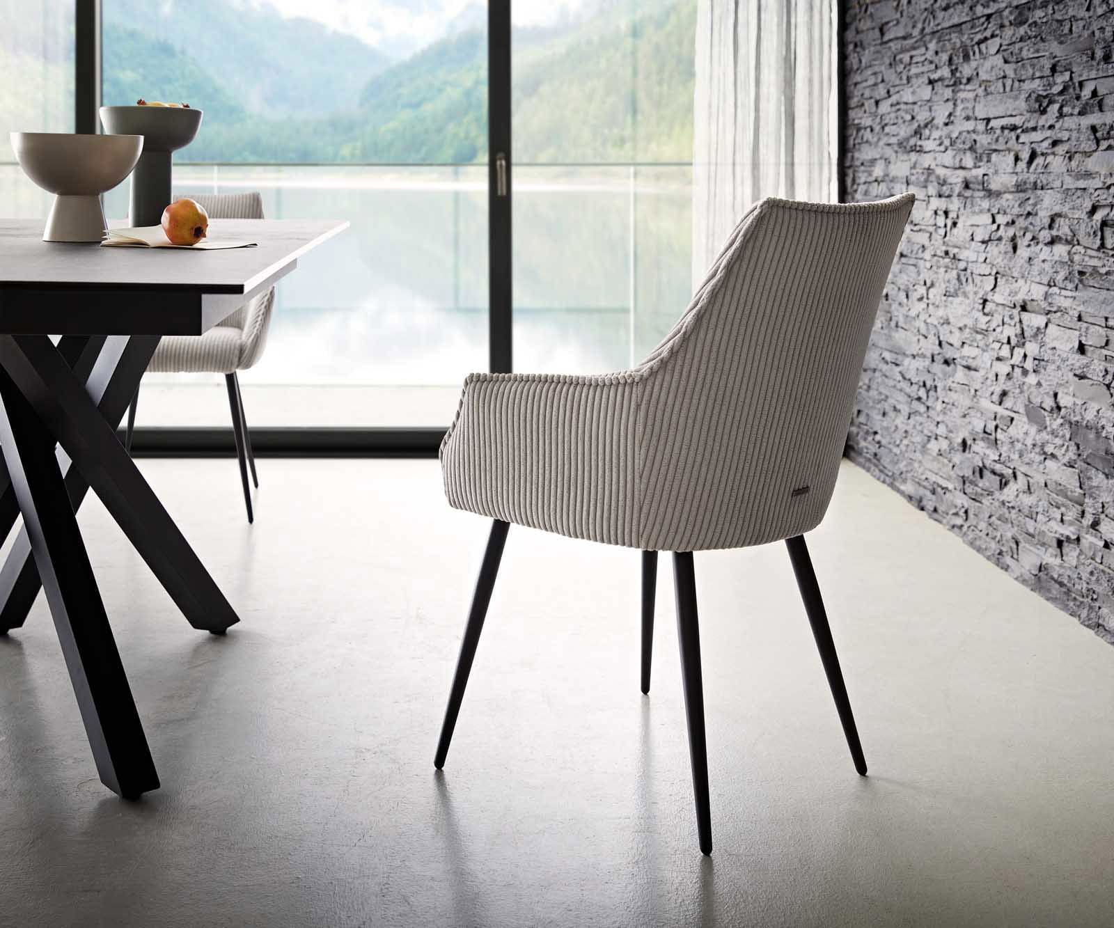 Esszimmerstuhl Alja-Flex mit Armlehnen Cord Silbergrau 4-Fuß konisch Schwarz Taschenfederkern 4 Esszimmerstuhl Alja-Flex mit Armlehnen Cord Silbergrau 4-Fuß konisch Schwarz Taschenfederkern 4
