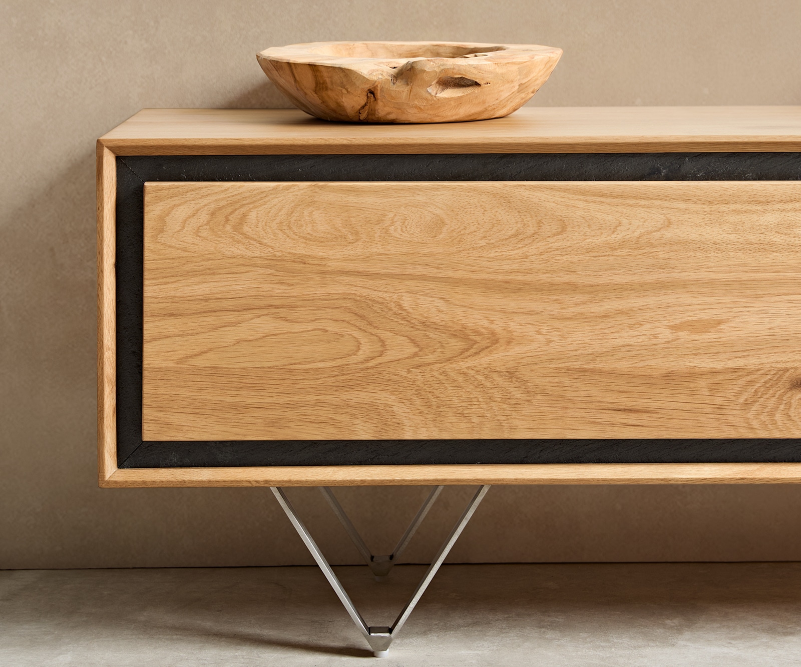 Meuble-TV Stonegrace 200 cm chêne naturel 4 portes placage pierre pied en V inoxydable 5 Meuble-TV Stonegrace 200 cm chêne naturel 4 portes placage pierre pied en V inoxydable 5