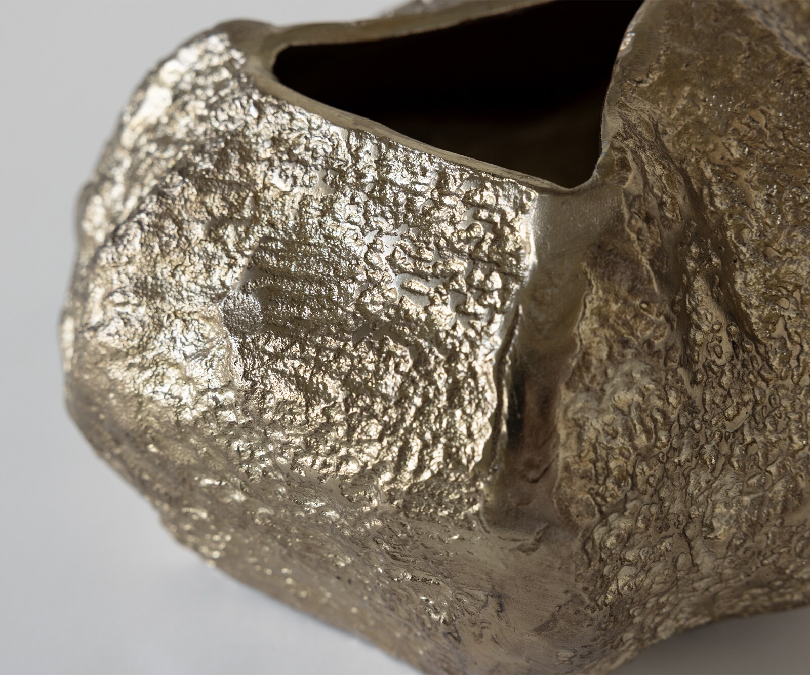 Vase Cratera B29 x T24 x H19 cm Aluminium Champagner Handgemacht 5