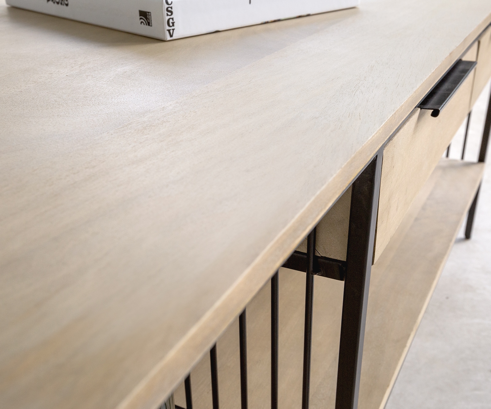 Couchtisch Libina 120x60 cm Mango White Wash Metall Schwarz 2 Schubladen 3 Couchtisch Libina 120x60 cm Mango White Wash Metall Schwarz 2 Schubladen 3