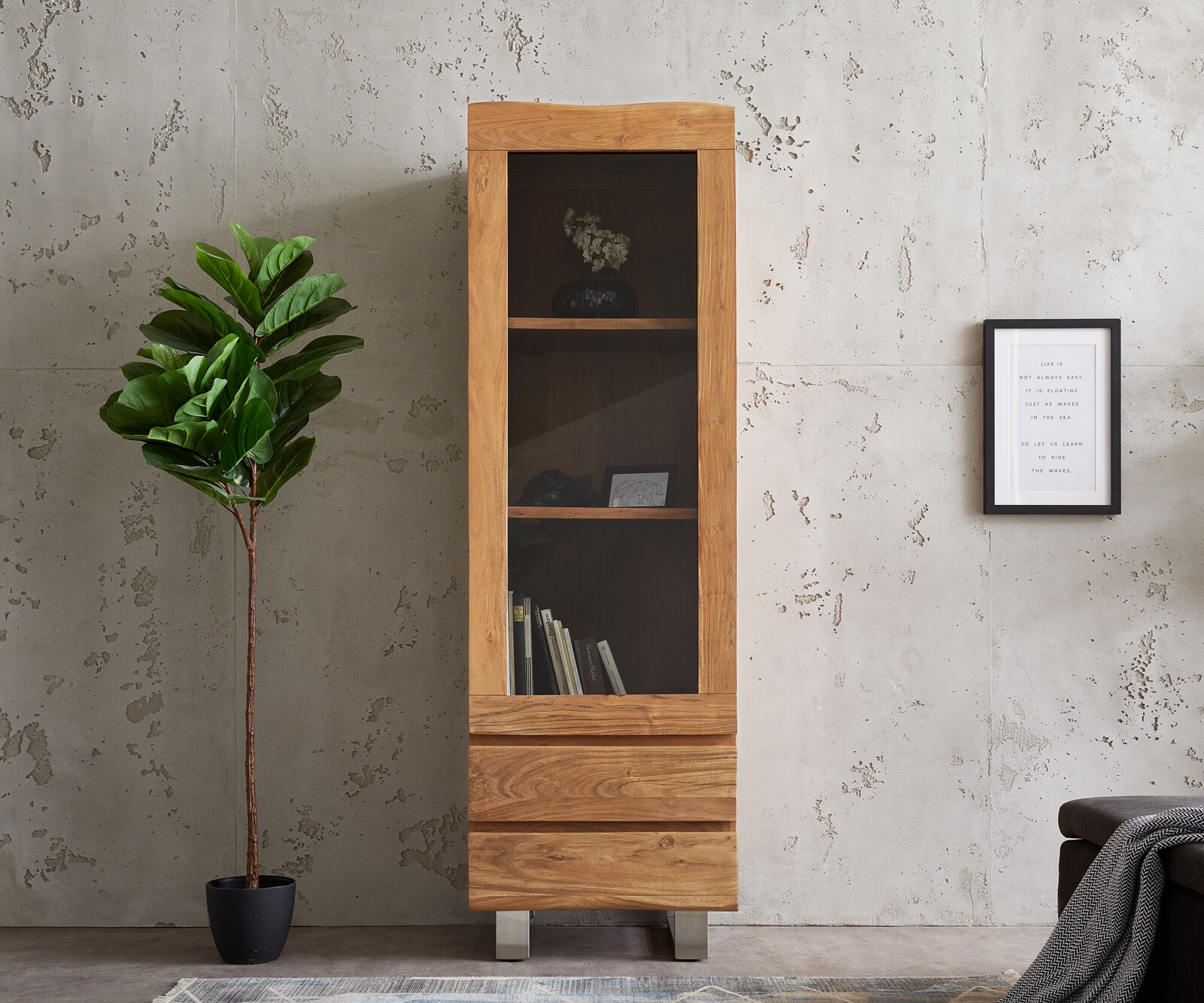 Vitrine Live-Edge 60x190 cm Akazie Natur Baumkante 1 Tür 2 Schubladen Massiv 1