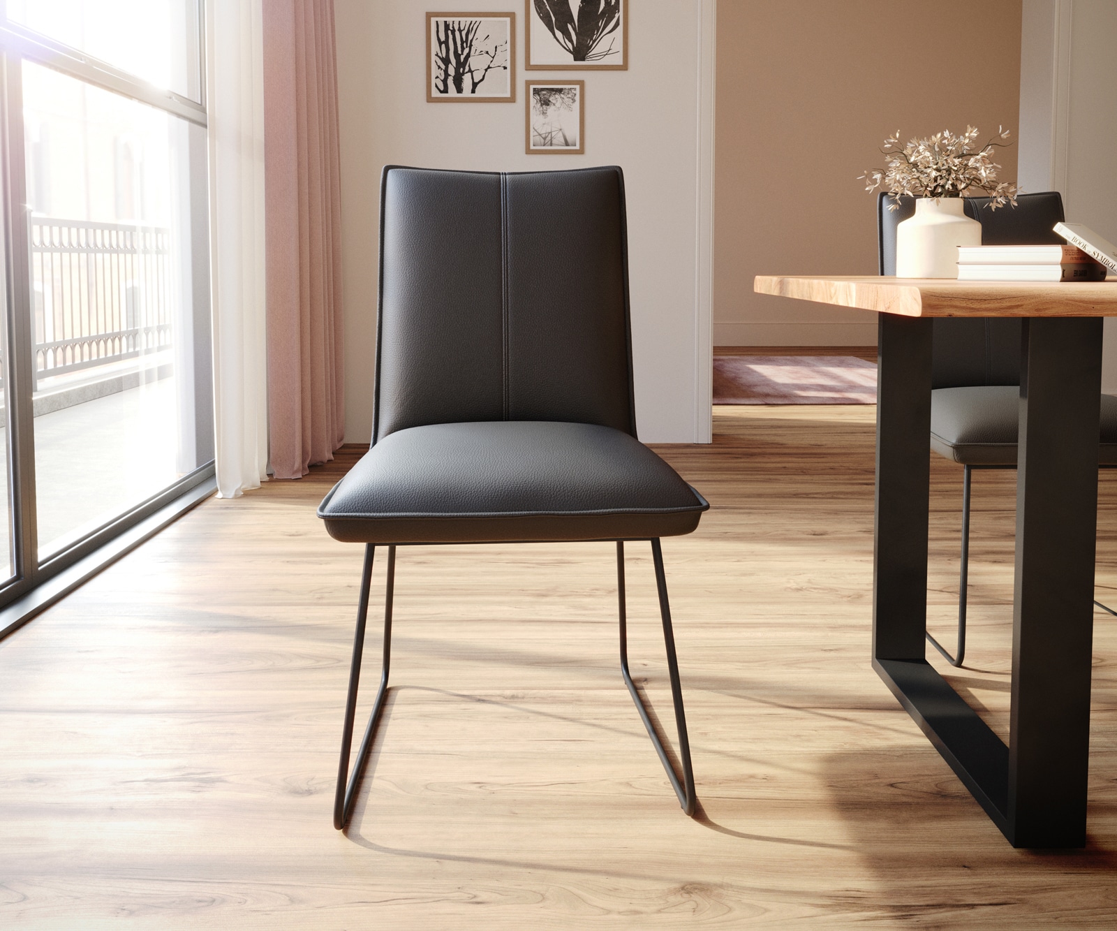 Esszimmerstuhl Lelio-Flex Echt-Leder Schwarz Kufengestell Schwarz Taschenfederkern 1 Esszimmerstuhl Lelio-Flex Echt-Leder Schwarz Kufengestell Schwarz Taschenfederkern 1