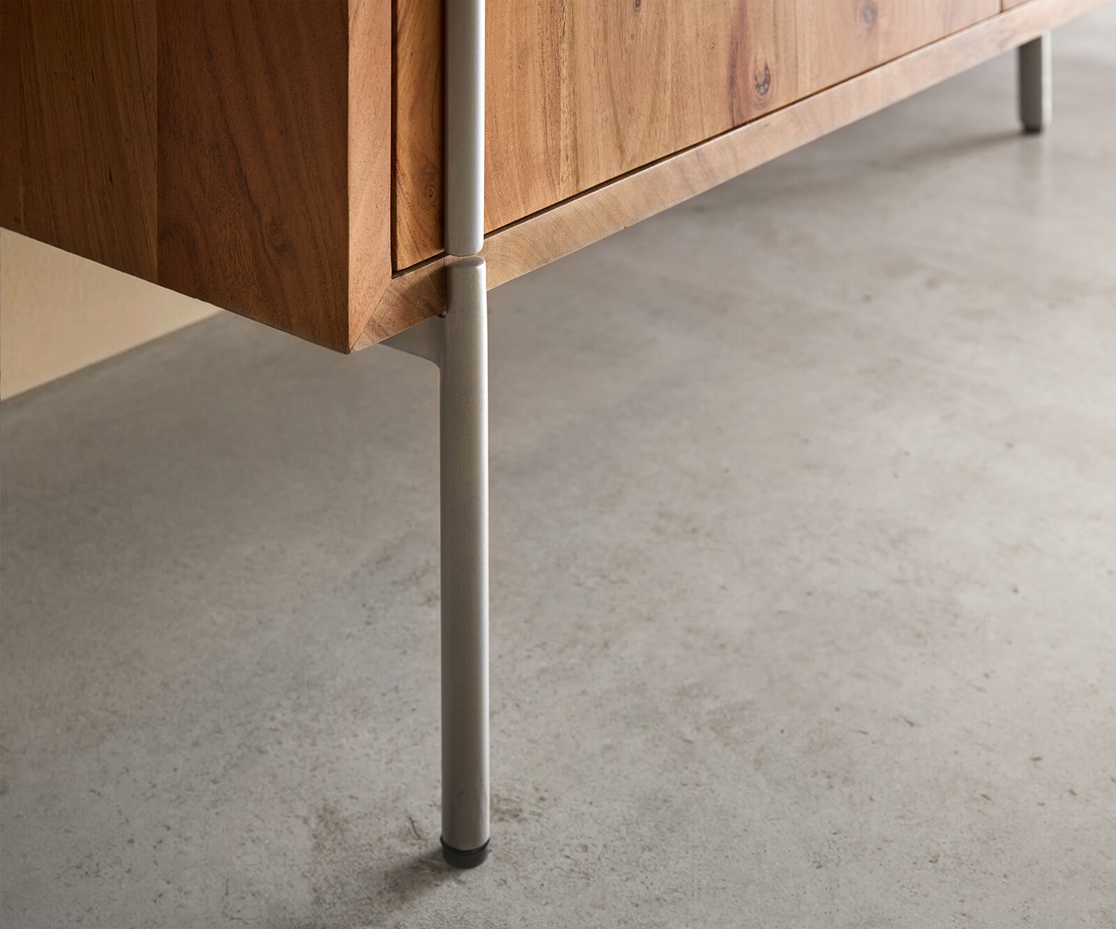 Sideboard Rivoro 210 cm Akazie Natur 4 Türen 6