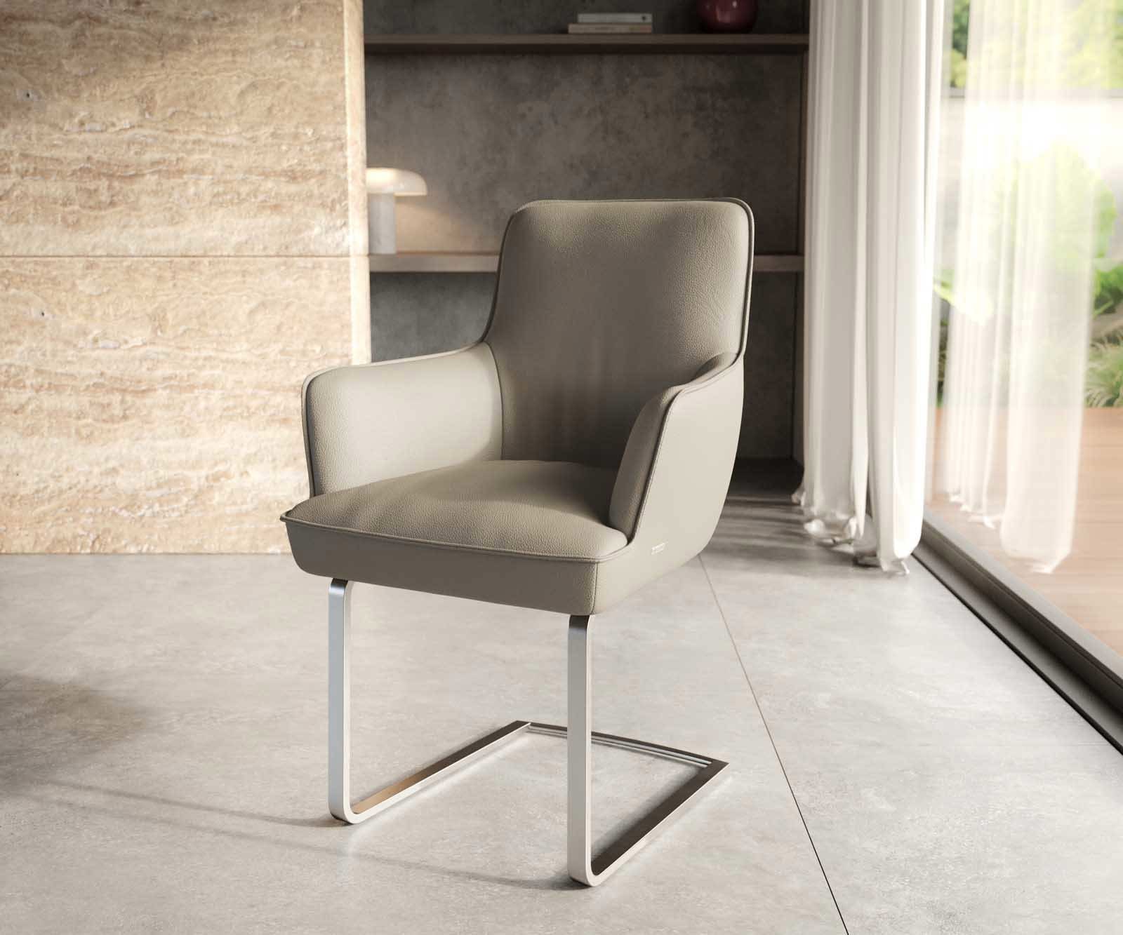 Chaise-pivotante Heira-Flex avec accoudoirs cuir de vache couleur boue pied croisé large acier inoxydable ressorts ensachés pivote sur 360° 5 Chaise-pivotante Heira-Flex avec accoudoirs cuir de vache couleur boue pied croisé large acier inoxydable ressorts ensachés pivote sur 360° 5