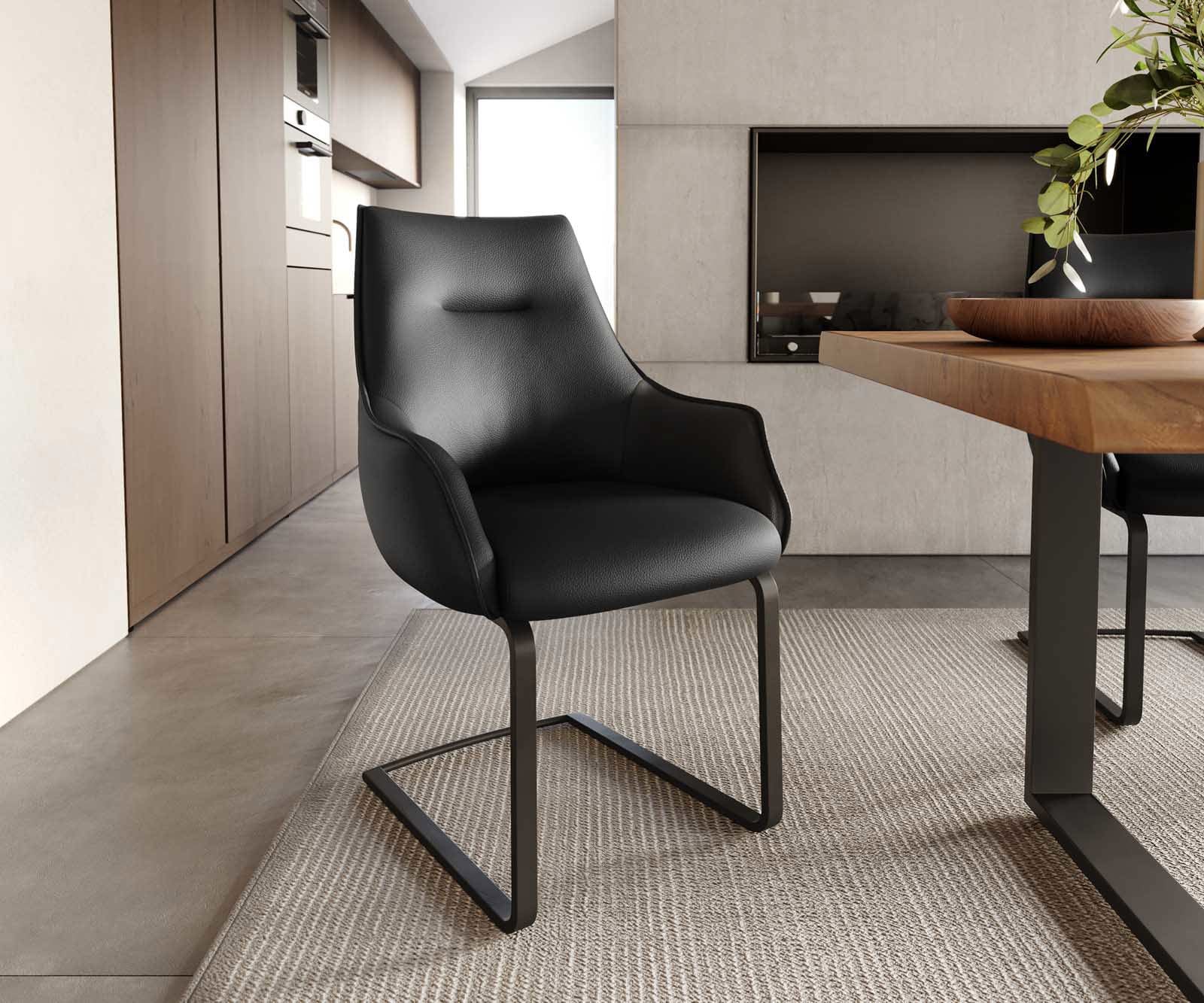 Freischwinger Alja-Flex mit Armlehnen Echt-Leder Schwarz Freischwinger flach Schwarz Taschenfederkern Freischwinger Alja-Flex mit Armlehnen Echt-Leder Schwarz Freischwinger flach Schwarz Taschenfederkern