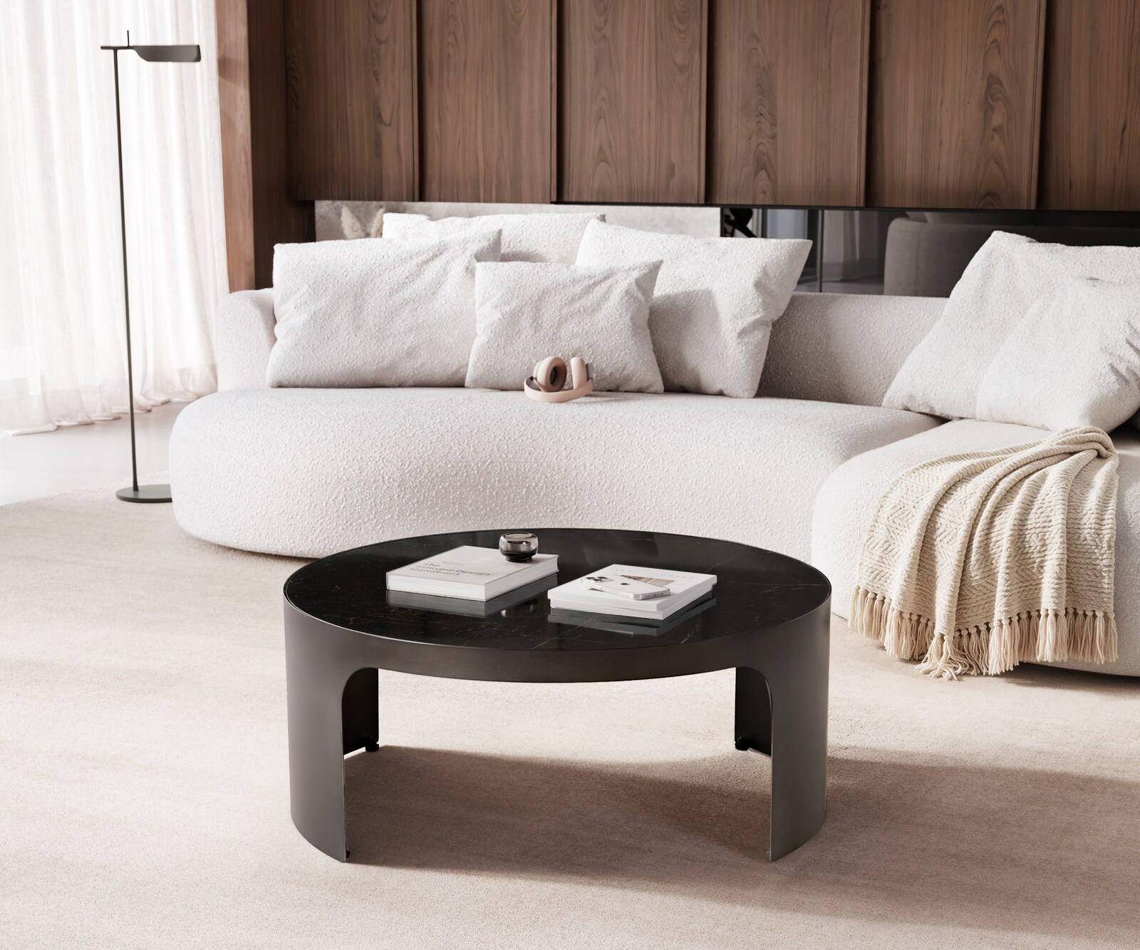 Table-basse Alerio 90 x 90 cm, marbre noir et métal doré, finition Black Antique 3