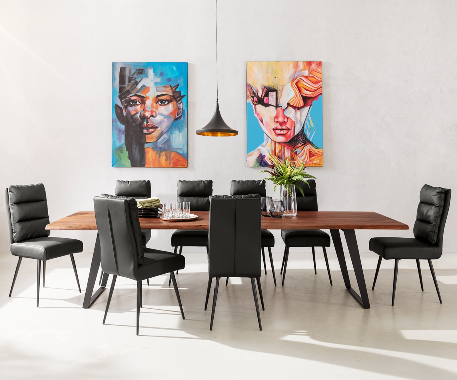 Esstisch Edge 300x100 Akazie Braun Metall Schräg Live-Edge 1 Esstisch Edge 300x100 Akazie Braun Metall Schräg Live-Edge 1