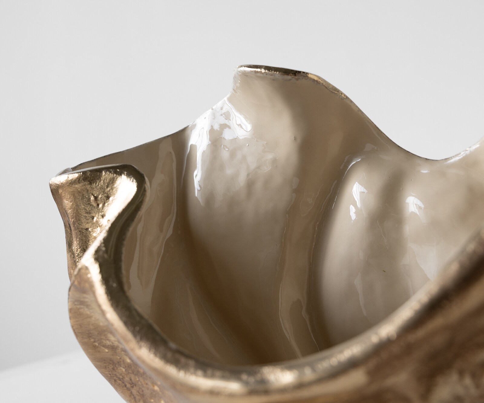 Coupe décorative Valena l39 x P17 x H29 cm Aluminium Champagner Ivory Faite main 5