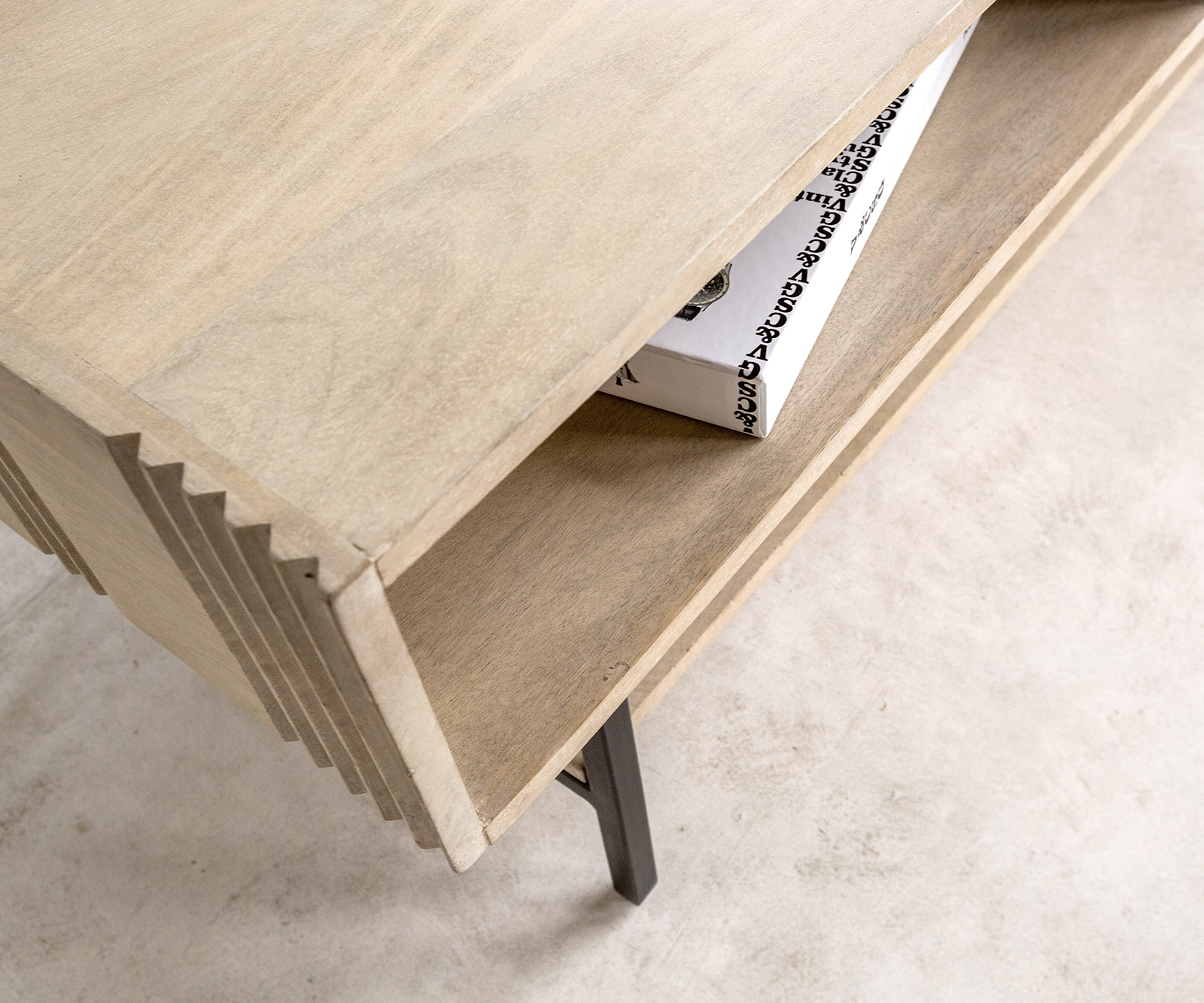 Couchtisch Nereos 130x60 cm Mango White Wash Metall Schwarz 4 Couchtisch Nereos 130x60 cm Mango White Wash Metall Schwarz 4