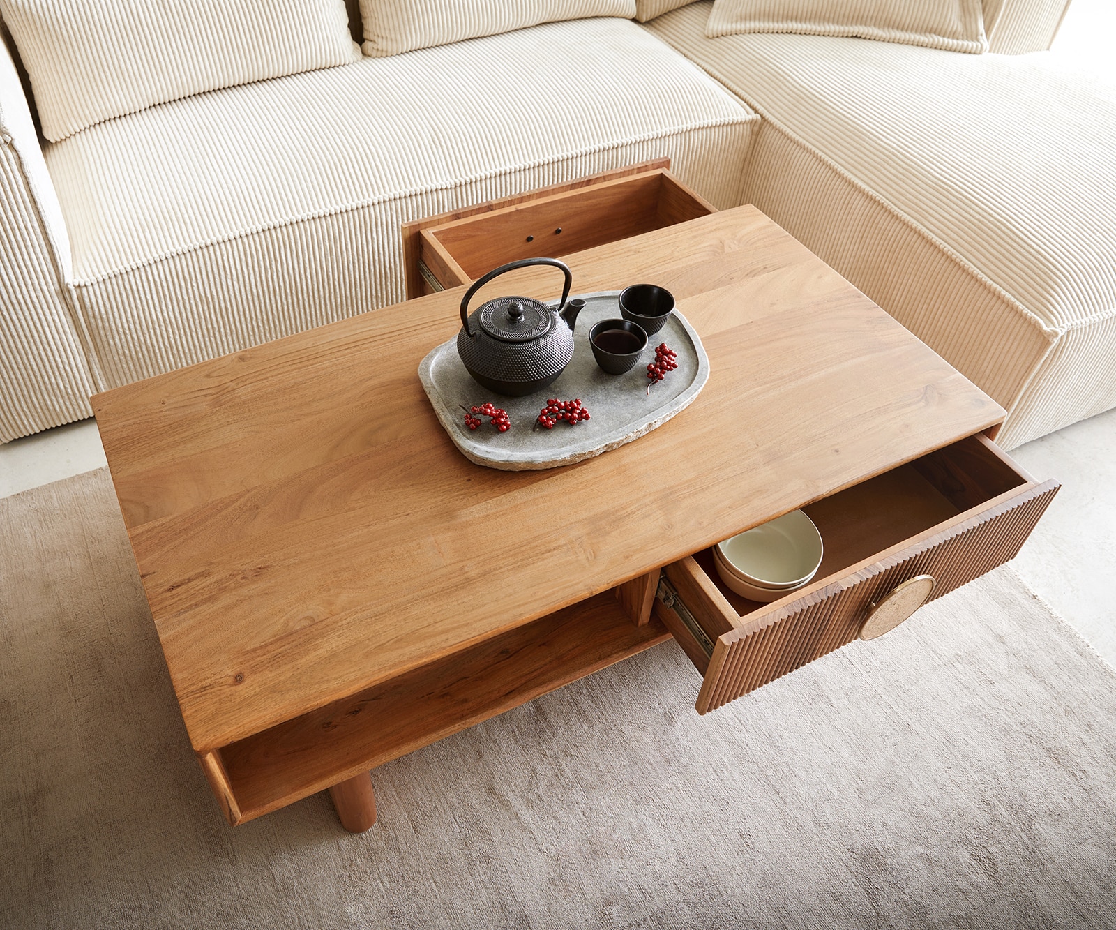 Couchtisch Surimu 115x60 cm Akazie Hellbraun 2 Schubladen Kork-Griff Holzfüße 3 Couchtisch Surimu 115x60 cm Akazie Hellbraun 2 Schubladen Kork-Griff Holzfüße 3