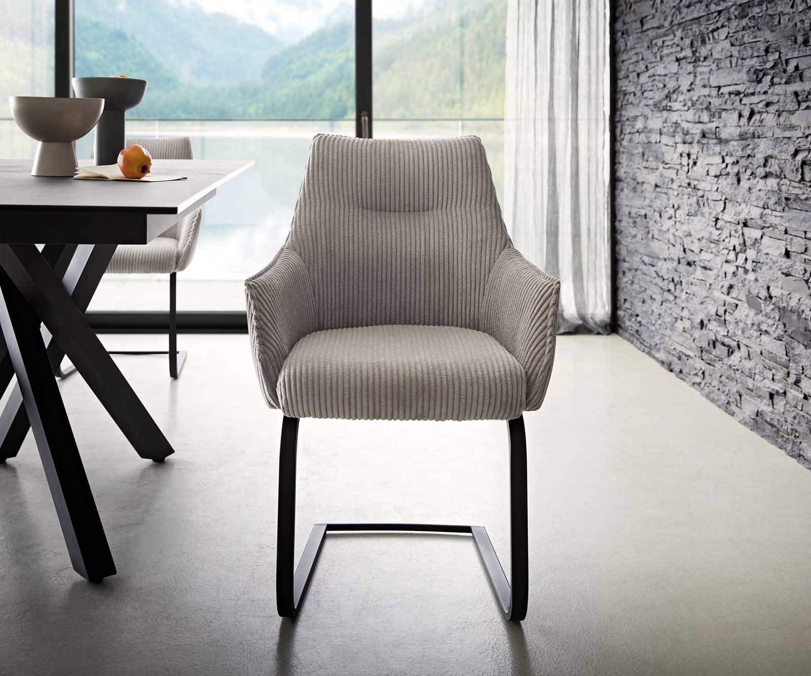 Freischwinger Alja-Flex mit Armlehnen Cord Silbergrau Freischwinger flach Schwarz Taschenfederkern 1