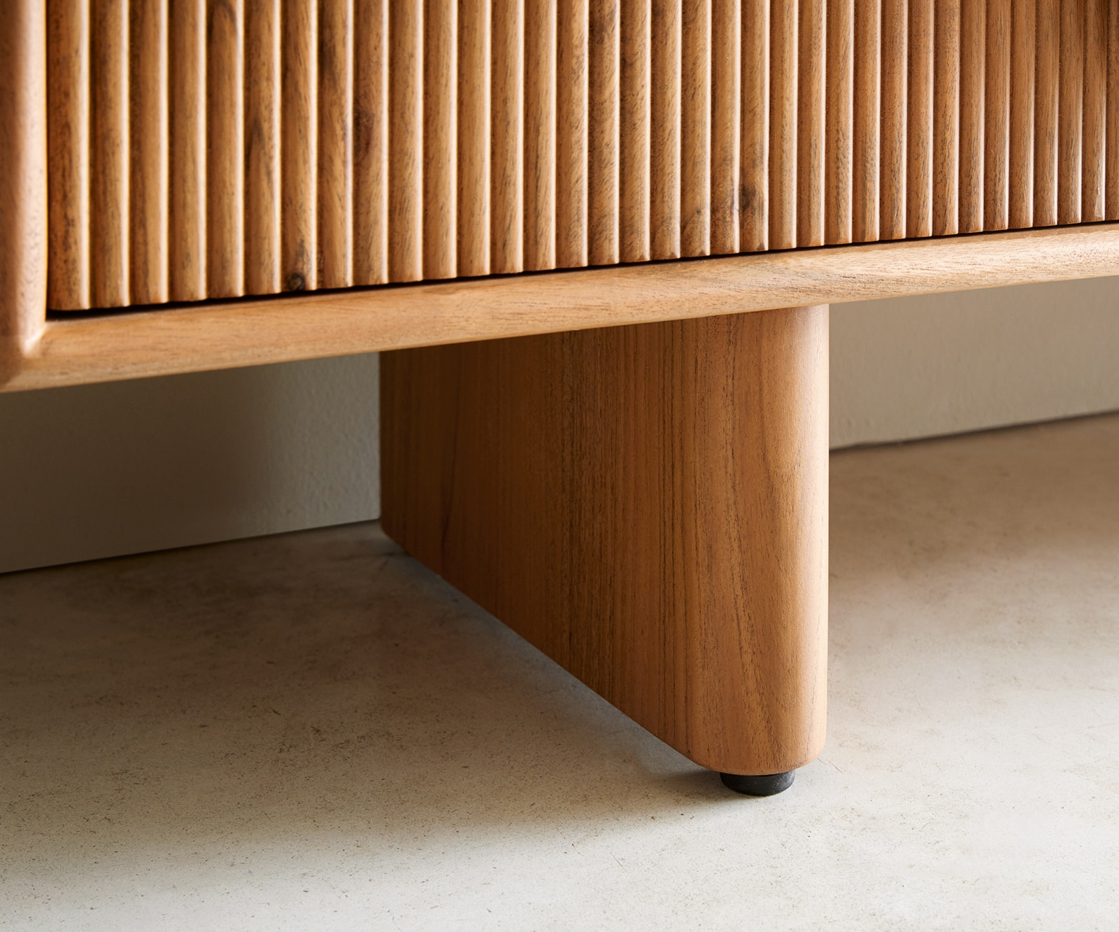 Sideboard Surimu 175 cm Akazie Hellbraun 4 Türen 2 Fächer Kork-Griff Holzfüße 8