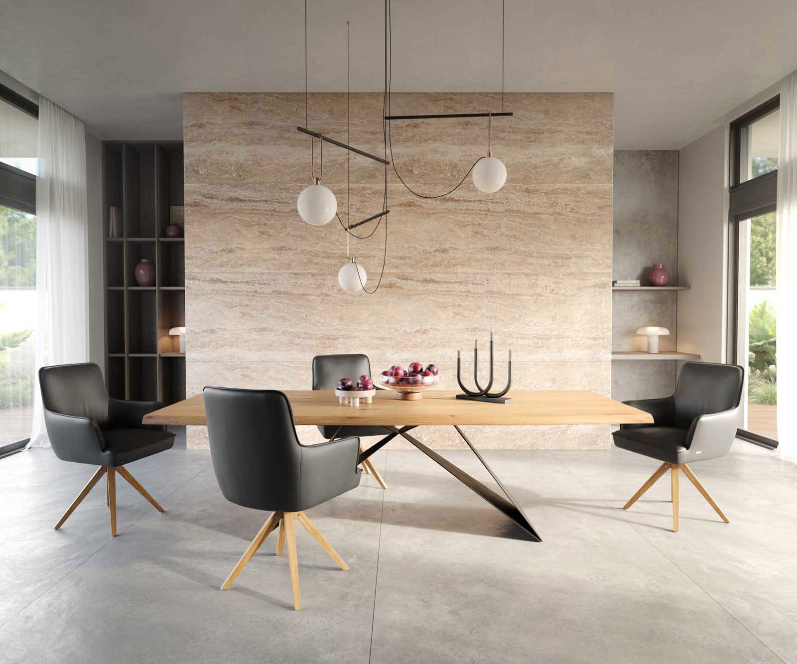 Chaise-pivotante Heira-Flex avec accoudoirs cuir de vache noir pied en bois angulaire naturel pivotement sur 180° ressorts ensachés 5