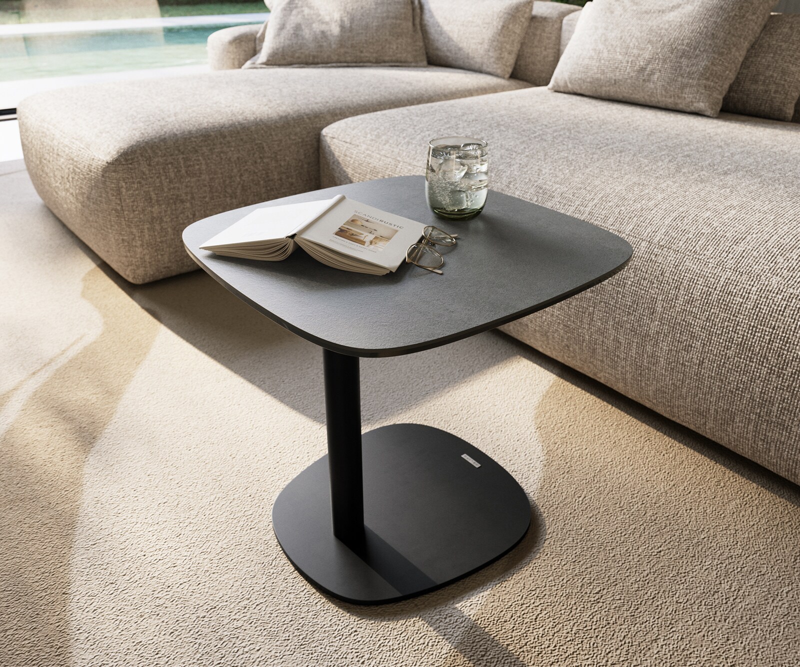 table d’appoint Edge forme bateau 50x50 cm céramique béton gris Eleny métal noir 6
