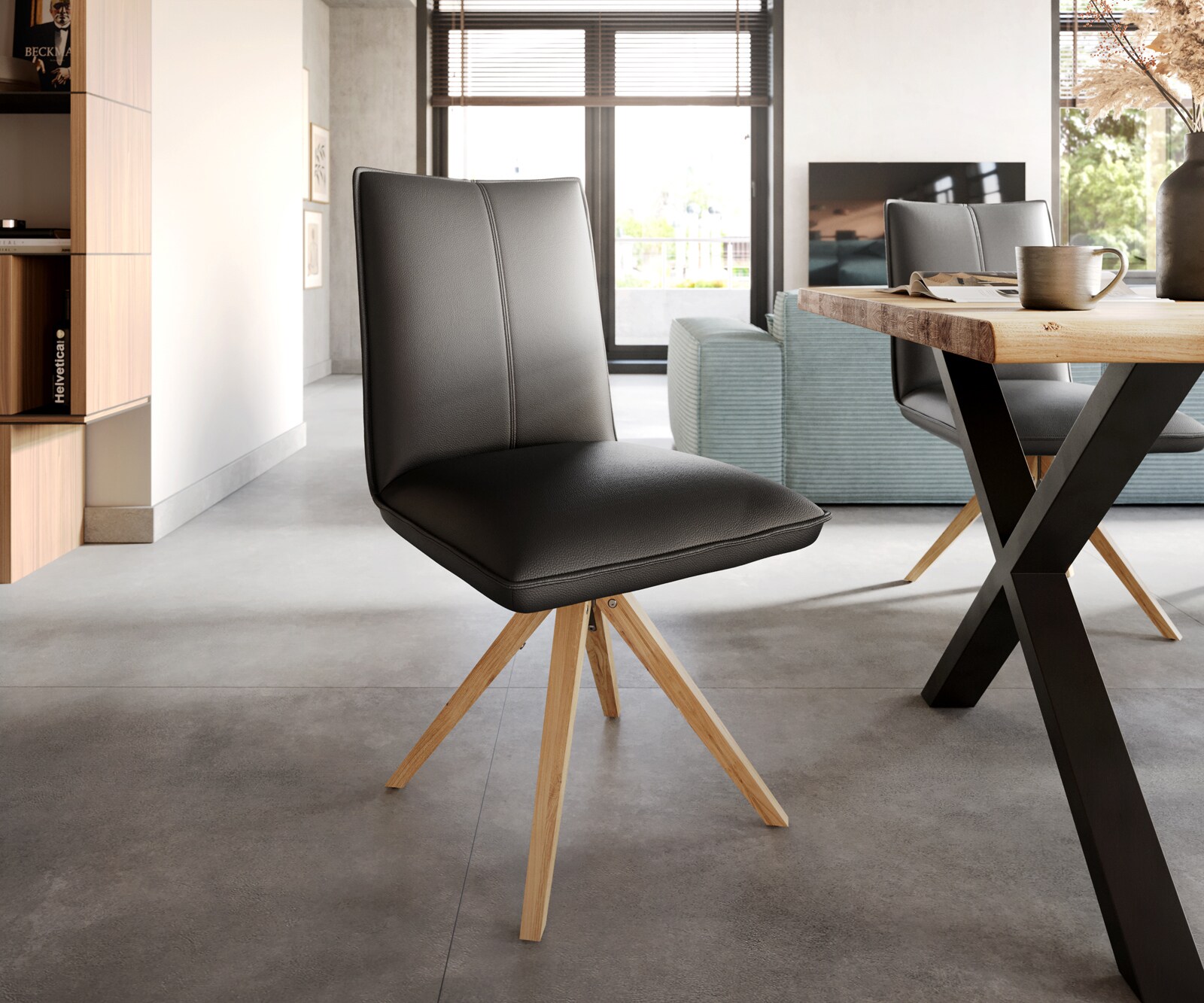 Drehstuhl Lelio-Flex Echt-Leder Schwarz Holzgestell kantig 180° drehbar Taschenfederkern