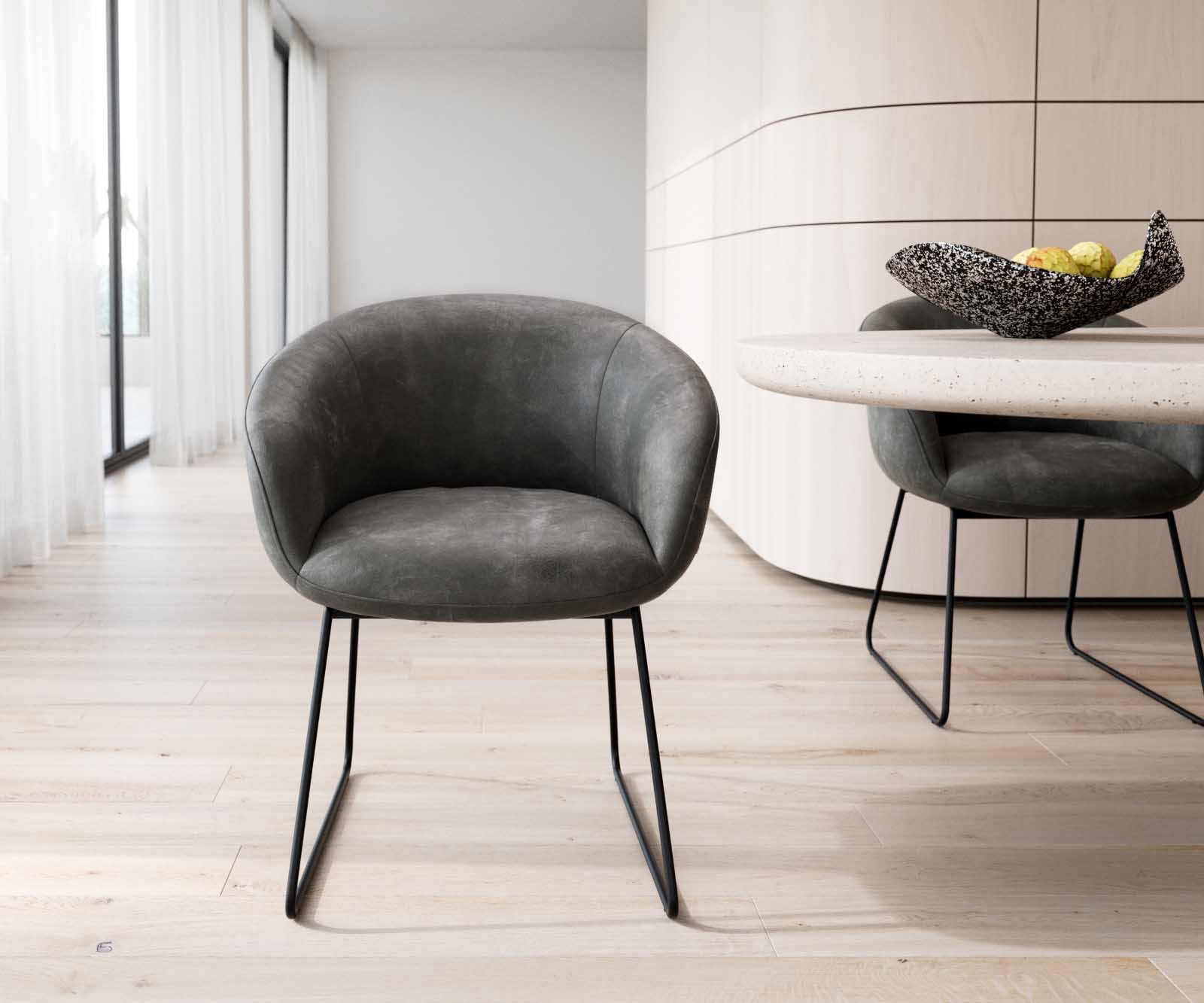 Esszimmerstuhl Vinka-Flex mit Armlehnen Mikrofaser Anthrazit Vintage Kufengestell Schwarz Taschenfederkern 1 Esszimmerstuhl Vinka-Flex mit Armlehnen Mikrofaser Anthrazit Vintage Kufengestell Schwarz Taschenfederkern 1