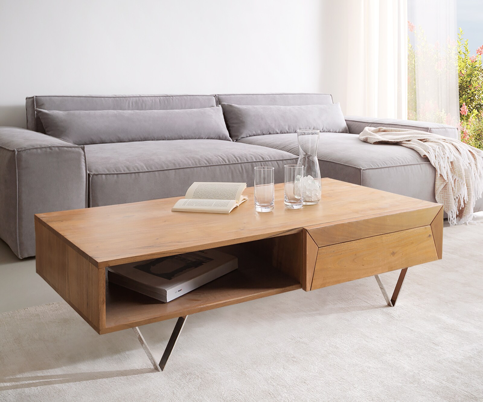 Couchtisch Kayu 115x60 cm Akazie Natur 2 Schübe V-Fuß Edelstahl Couchtisch Kayu 115x60 cm Akazie Natur 2 Schübe V-Fuß Edelstahl