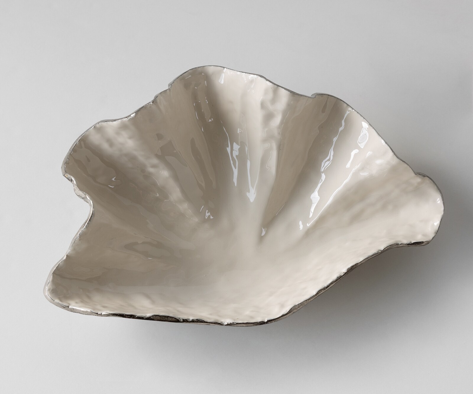 Coupe décorative Aurelia l46 x P31 x H15 cm Aluminium Platin Opal Faite main 3