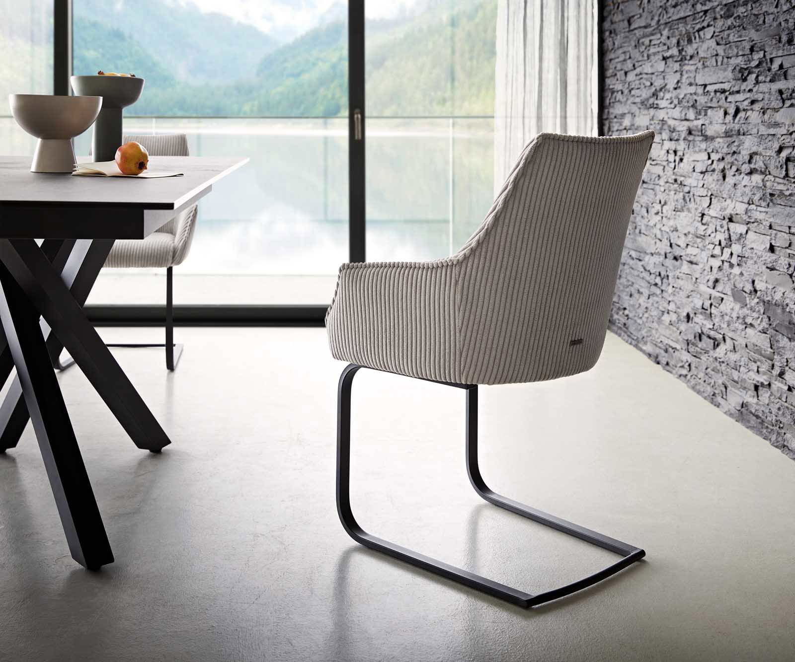 Freischwinger Alja-Flex mit Armlehnen Cord Silbergrau Freischwinger flach Schwarz Taschenfederkern 4
