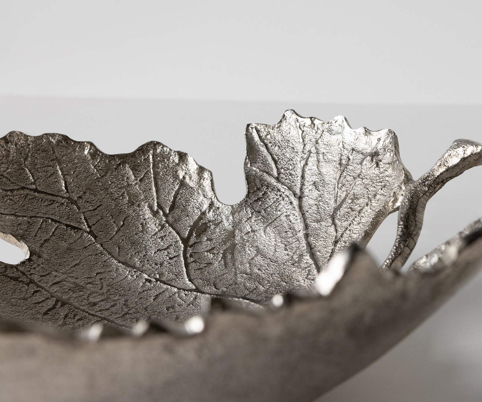Schale Folia B41 x T38 x H12 cm Aluminium Platin Handgemacht 3