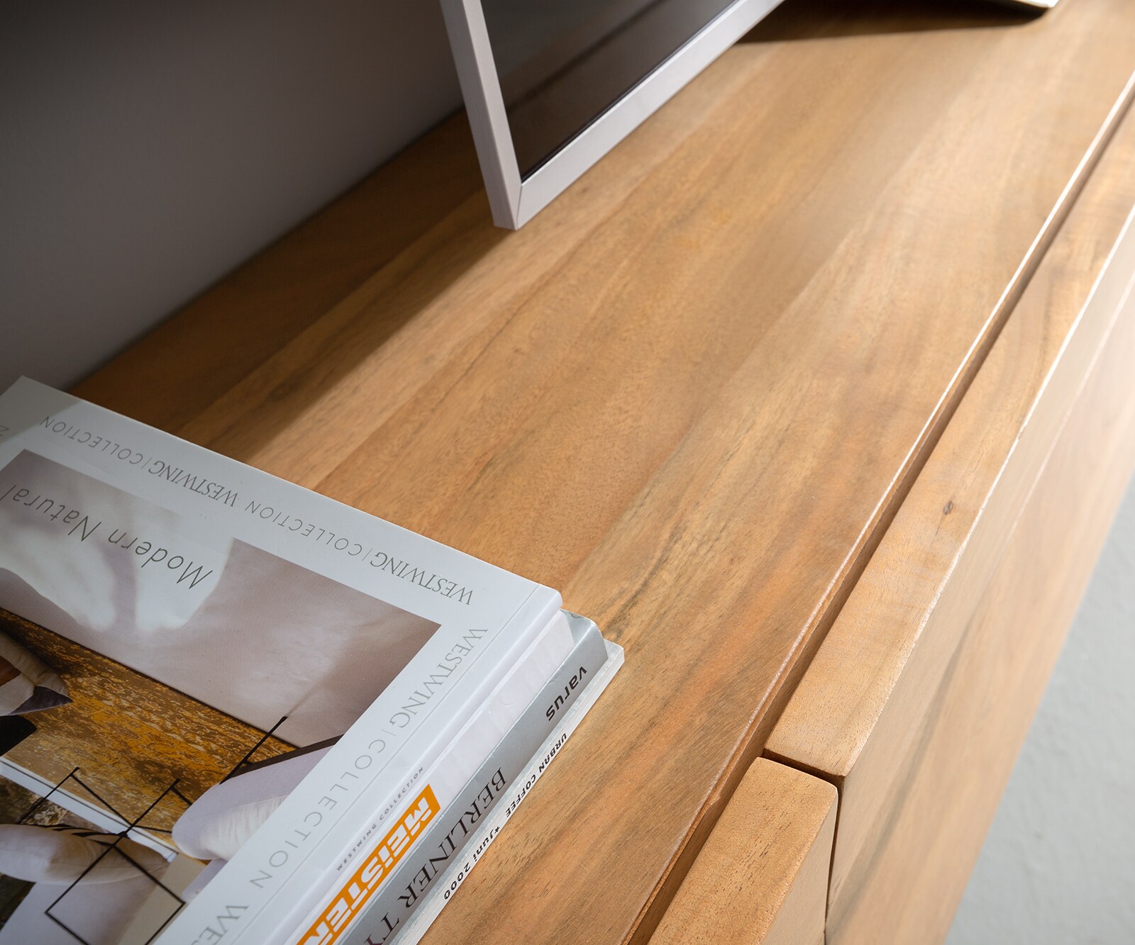 Meuble-TV Kayu 220 cm acacia naturel 4 portes flottantes 3