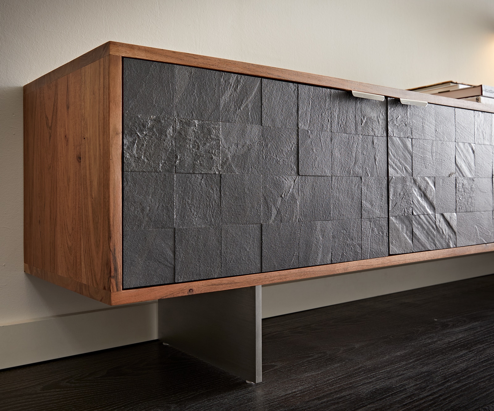 Lowboard Teele 200 cm Akazie Natur Schiefer 4 Türen Fuß schwebend Edelstahl 5 Lowboard Teele 200 cm Akazie Natur Schiefer 4 Türen Fuß schwebend Edelstahl 5