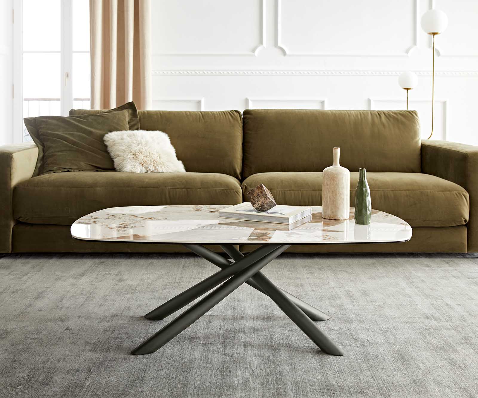 Couchtisch Sarita 120x70 cm Keramik Minas Melange Weiß-Beige Gestell Effektfinish Titan 1 Couchtisch Sarita 120x70 cm Keramik Minas Melange Weiß-Beige Gestell Effektfinish Titan 1