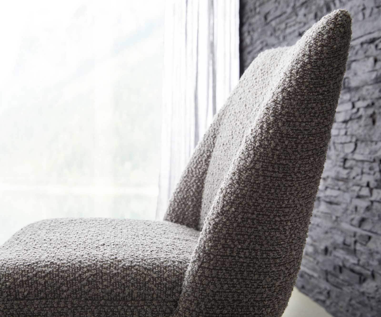 Drehstuhl Elso-Flex Bouclé Silbergrau Holzgestell kantig Natur 180° drehbar Taschenfederkern 3 Drehstuhl Elso-Flex Bouclé Silbergrau Holzgestell kantig Natur 180° drehbar Taschenfederkern 3