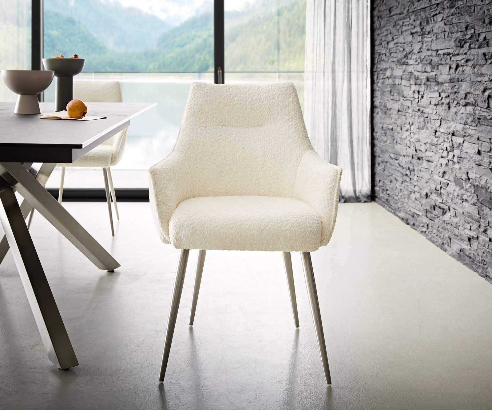 Esszimmerstuhl Alja-Flex mit Armlehnen Bouclé Weiß 4-Fuß konisch Edelstahl Taschenfederkern 1 Esszimmerstuhl Alja-Flex mit Armlehnen Bouclé Weiß 4-Fuß konisch Edelstahl Taschenfederkern 1