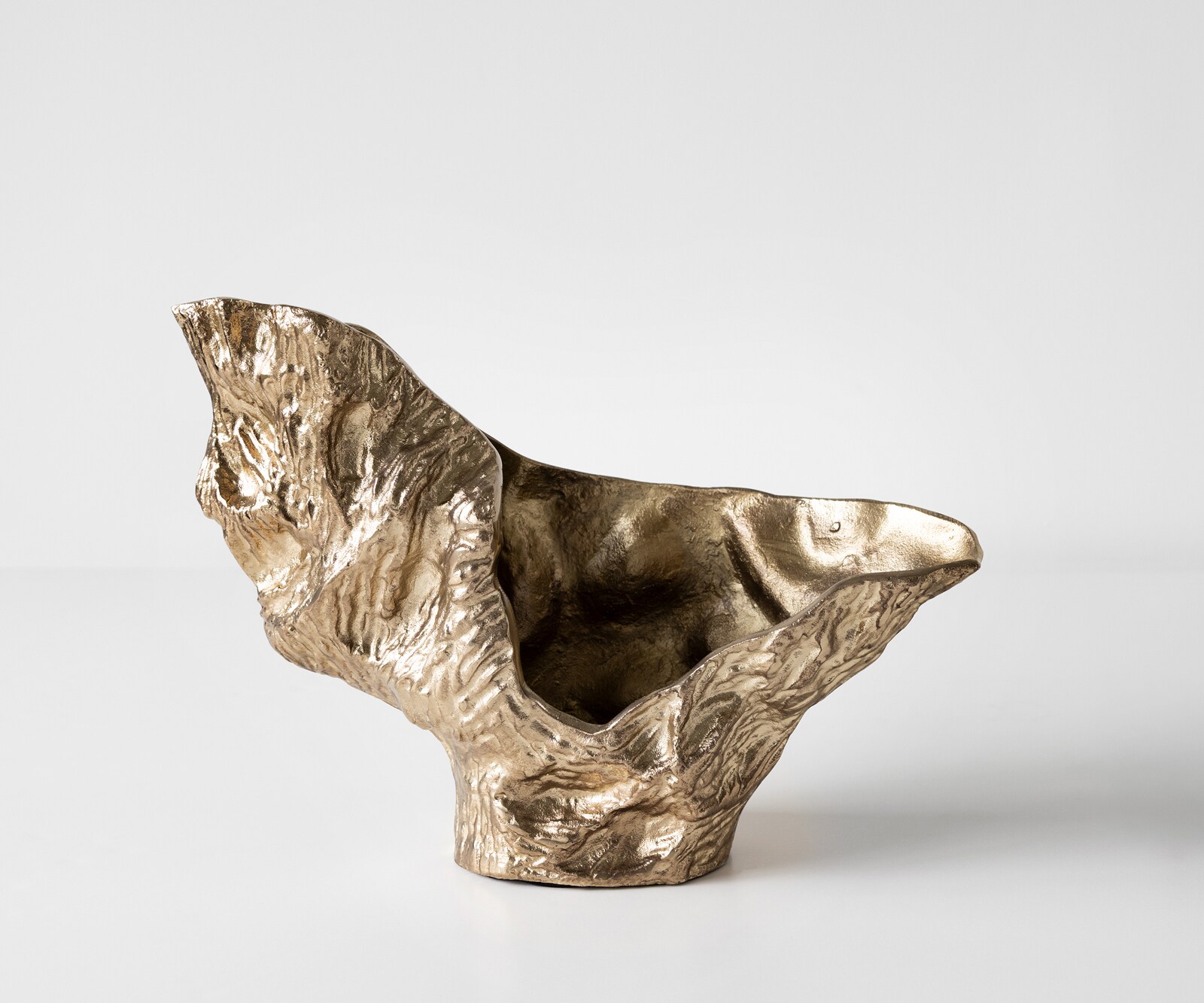 Vase Alaris B44 x T13 x H31 cm Aluminium Champagner Handgemacht