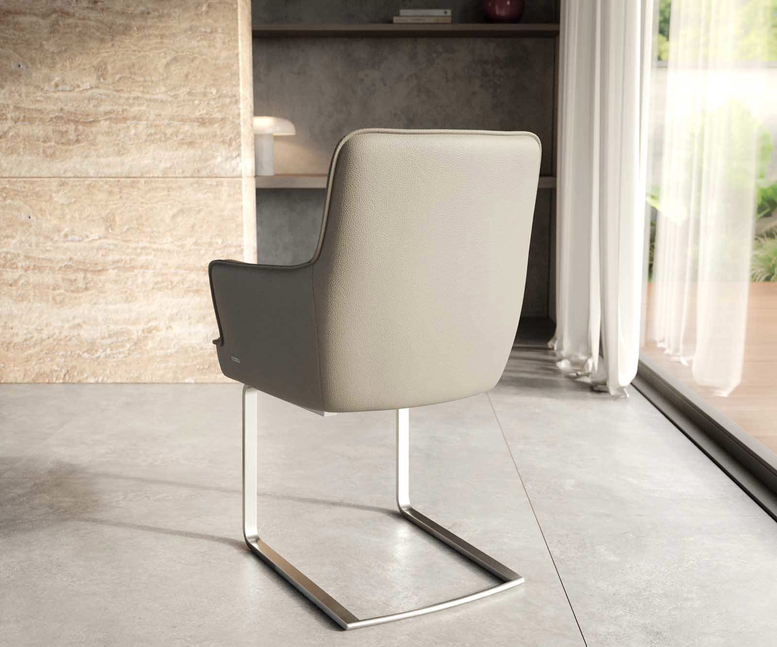 Cantilever Heira-Flex avec accoudoirs cuir de vache couleur boue pied cantilever plat acier inoxydable brossé ressorts ensachés 3