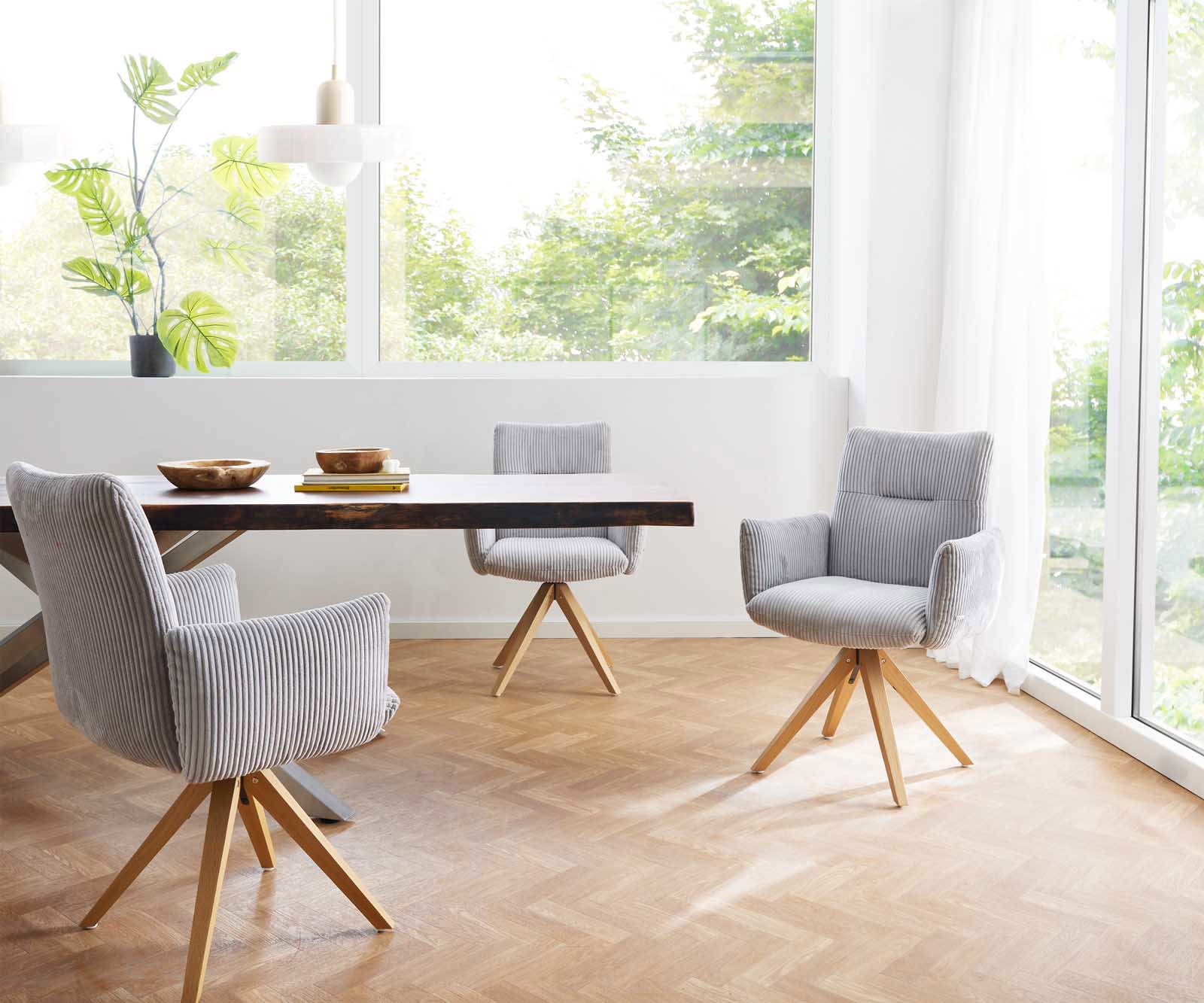 Chaise-pivotante Jova-Flex avec accoudoirs côtelé gris argenté pied en bois angulaire naturel pivotement sur 180° ressorts ensachés 5