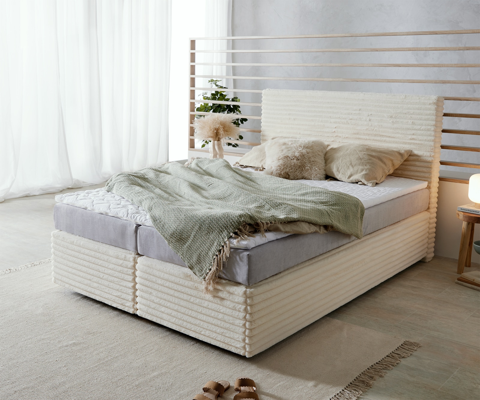 Boxspringbett Dream-Well Plüsch-Cord Beige 140x200 cm TFK-Matratze Visco-Topper Boxspringbett Dream-Well Plüsch-Cord Beige 140x200 cm TFK-Matratze Visco-Topper
