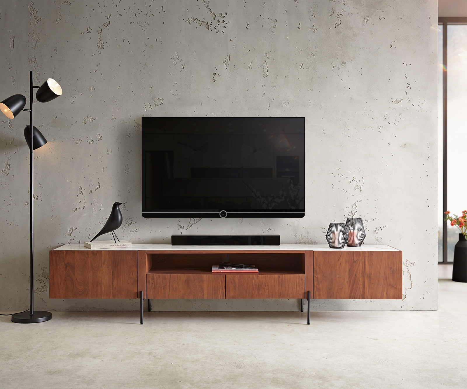 Lowboard Secara 220 cm Akazie Braun 2 Türen 2 Schübe Marmor Füße Schwarz Lowboard Secara 220 cm Akazie Braun 2 Türen 2 Schübe Marmor Füße Schwarz