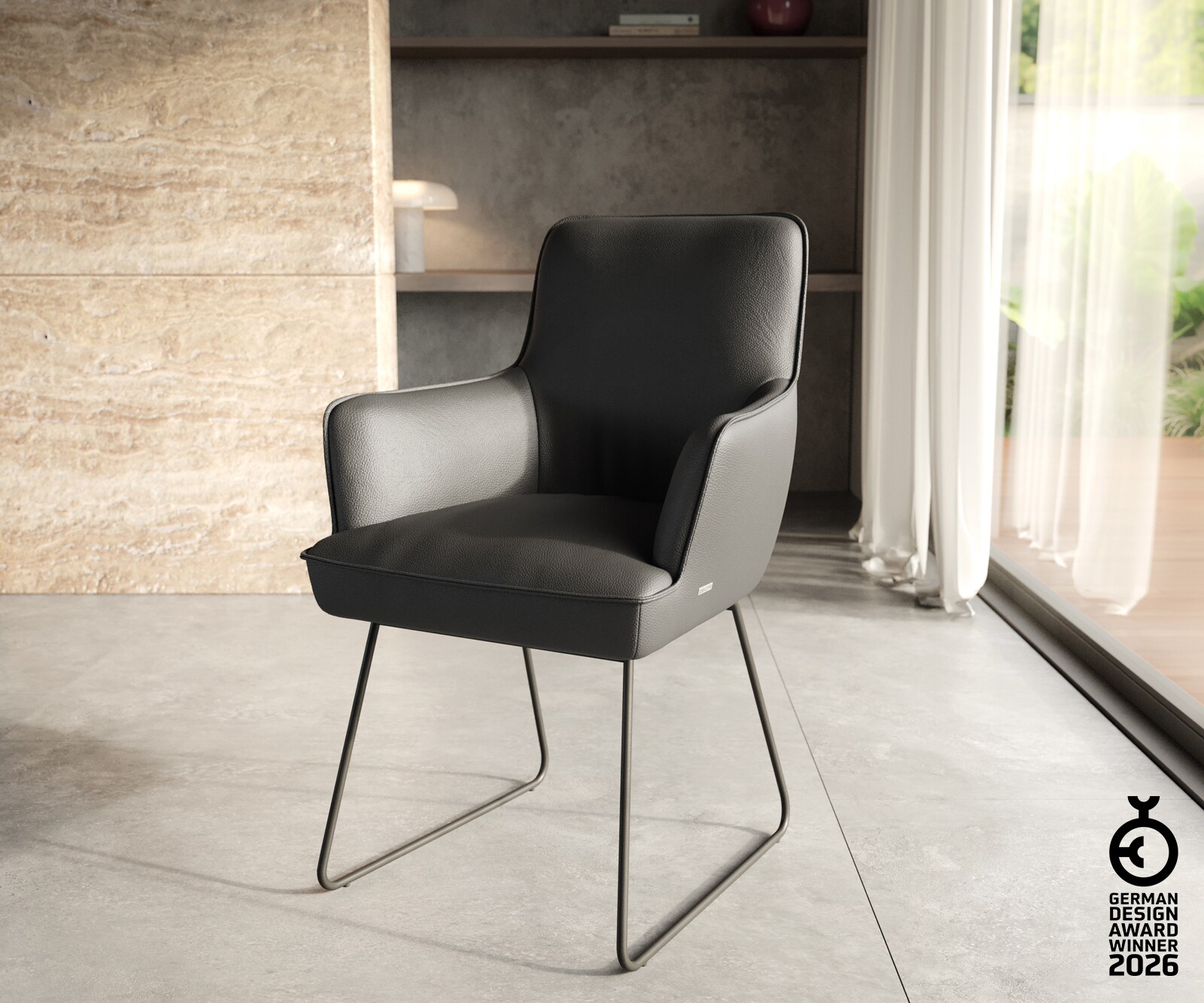 Chaise-de-salle-à-manger Heira-Flex avec accoudoirs cuir de vache noir pied trapèze noir ressorts ensachés