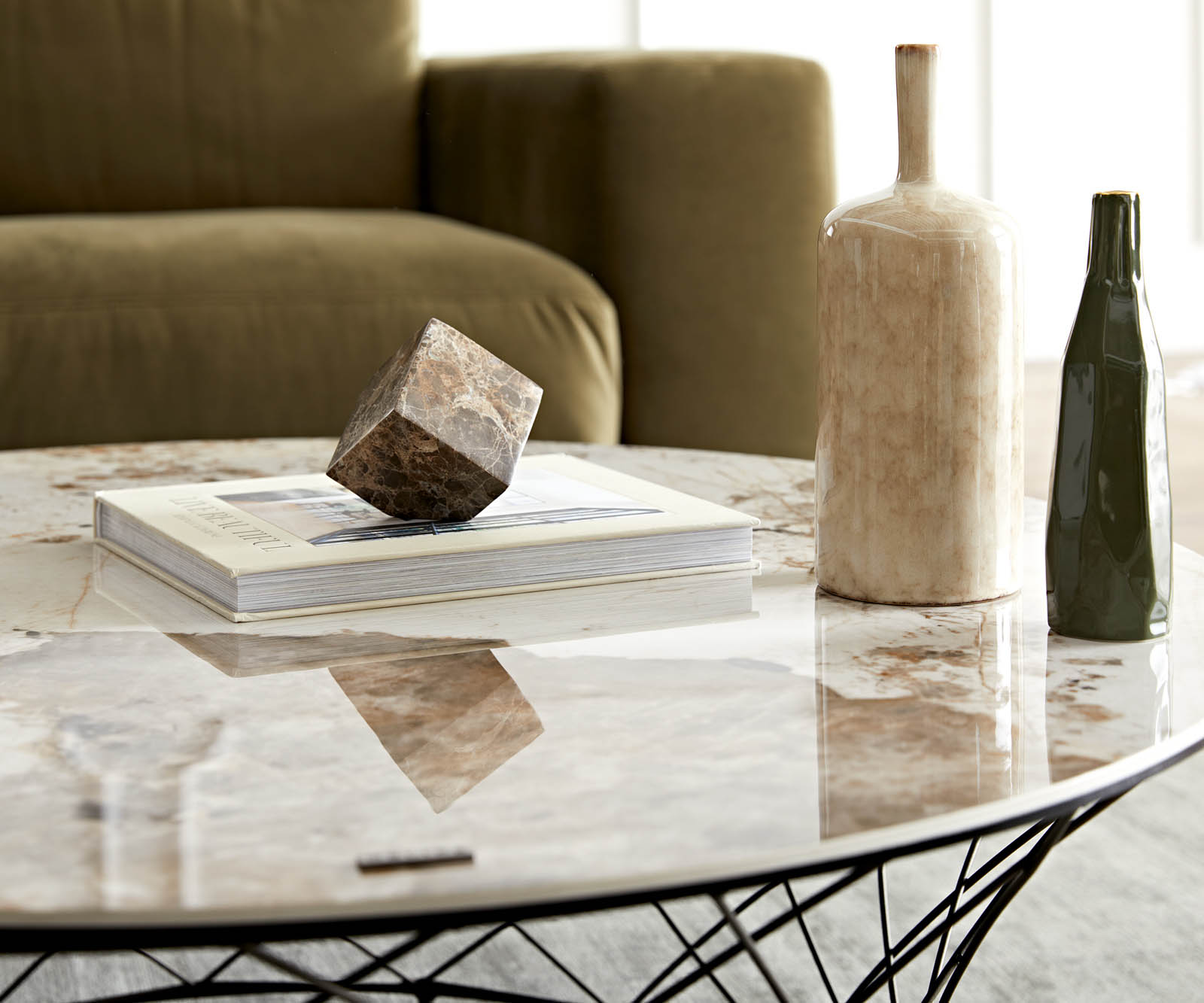 Couchtisch Lassina 100x100 cm Keramik Minas Melange Weiß-Beige Gestell Metall Effektfinish Titan 4