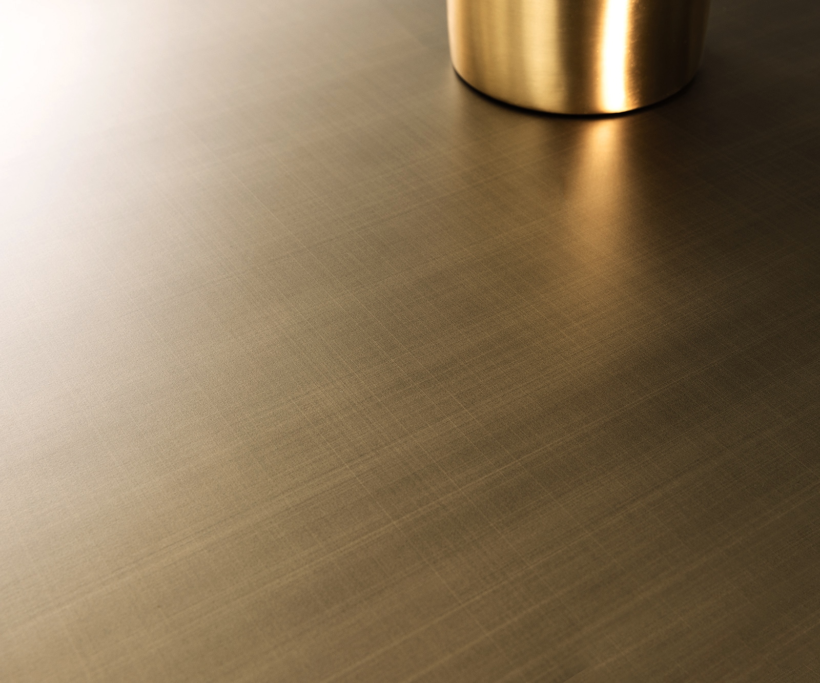 Couchtisch Caramia 65x55 cm Metallic Gold 3
